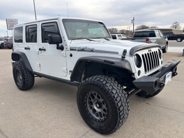 2014 Jeep Wrangler Unlimited Polar Edition