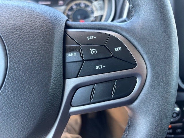 2022 Jeep Cherokee Latitude Lux