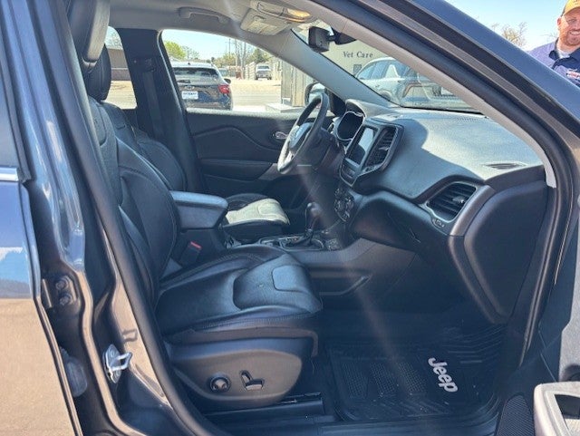 2022 Jeep Cherokee Latitude Lux