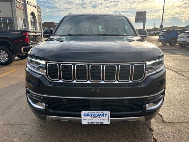 2022 Jeep Wagoneer Series III