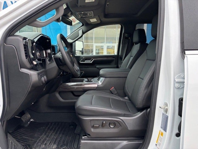 2025 Chevrolet Silverado 3500 HD LTZ