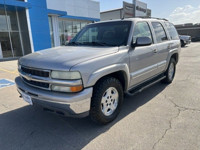Used 2004 Chevrolet Tahoe LS with VIN 1GNEK13Z74J166054 for sale in Broken Bow, NE
