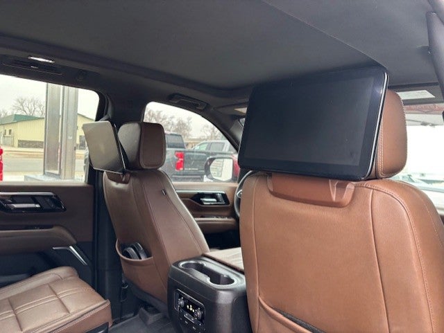 2025 Chevrolet Suburban High Country