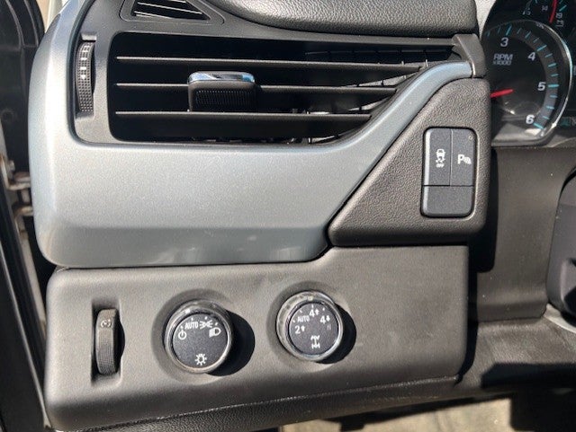 2016 Chevrolet Suburban LS