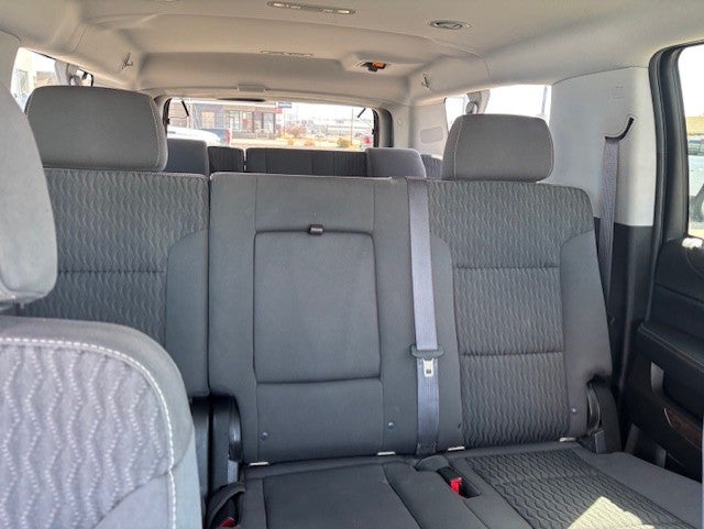 2016 Chevrolet Suburban LS