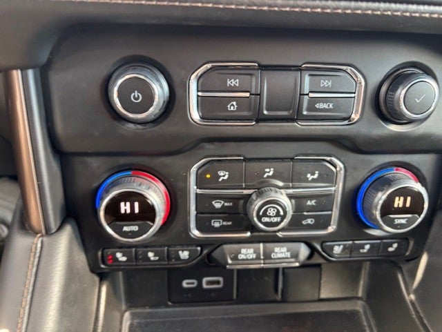 2023 Chevrolet Suburban High Country