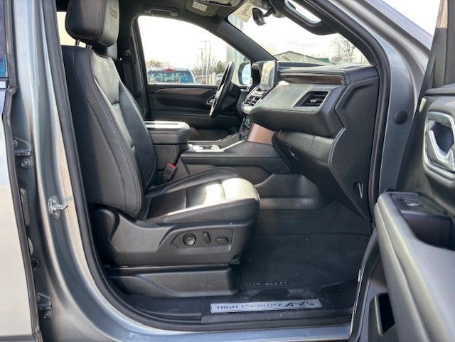 2023 Chevrolet Suburban High Country