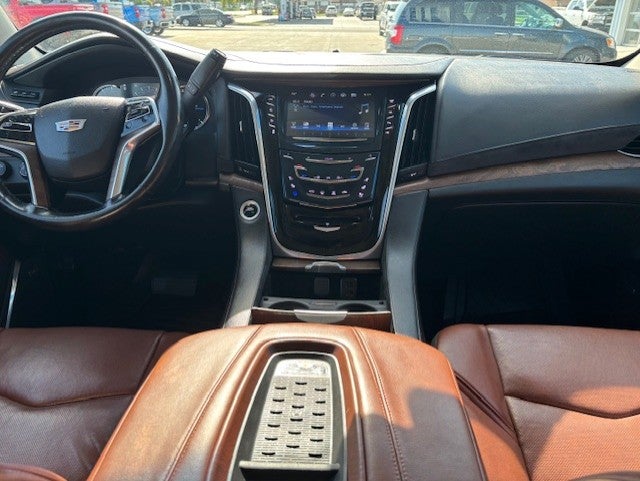 2017 Cadillac Escalade ESV Luxury