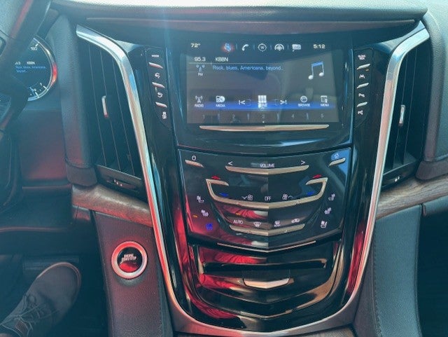 2017 Cadillac Escalade ESV Luxury