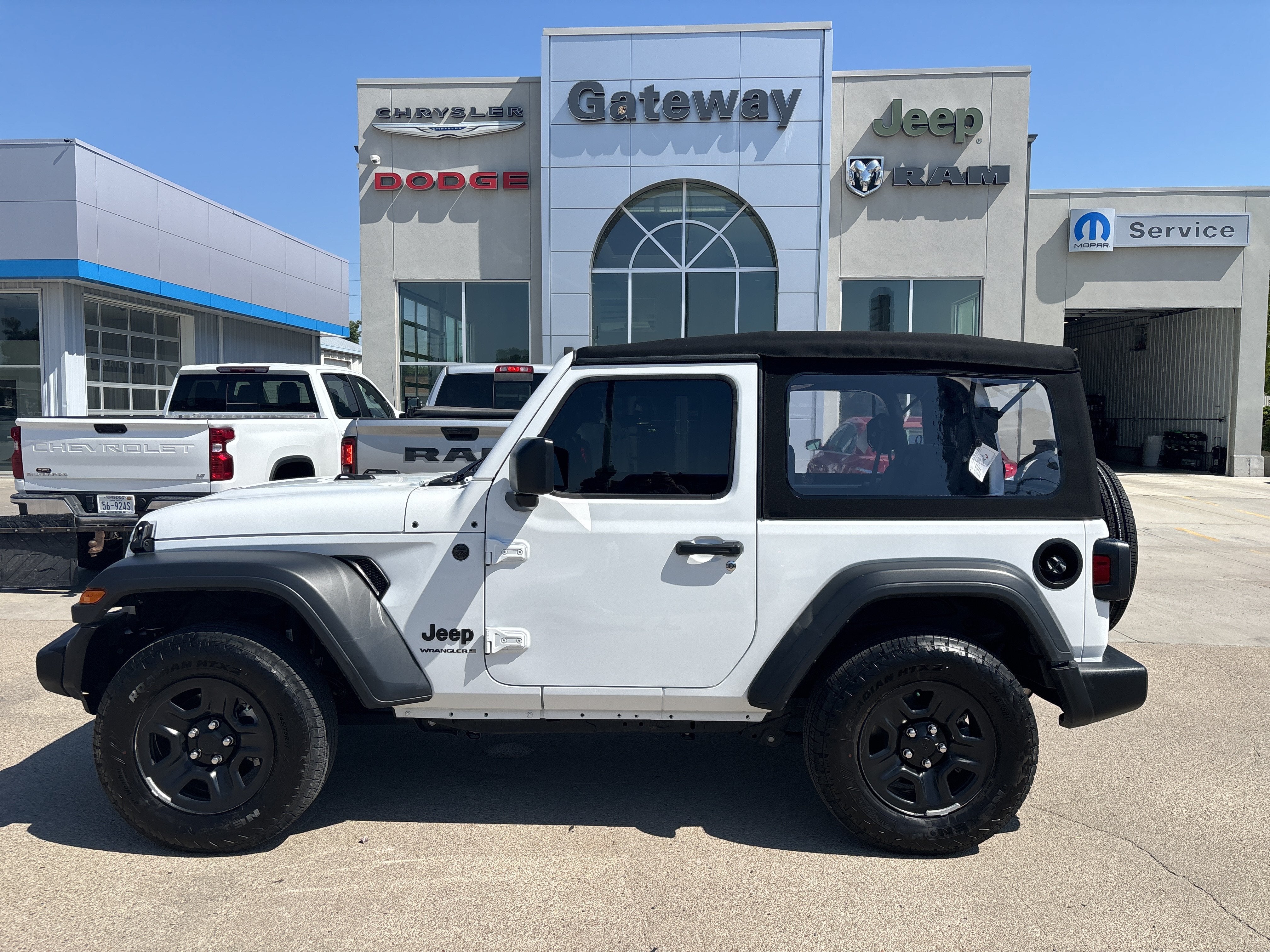 2025 Jeep Wrangler Sport