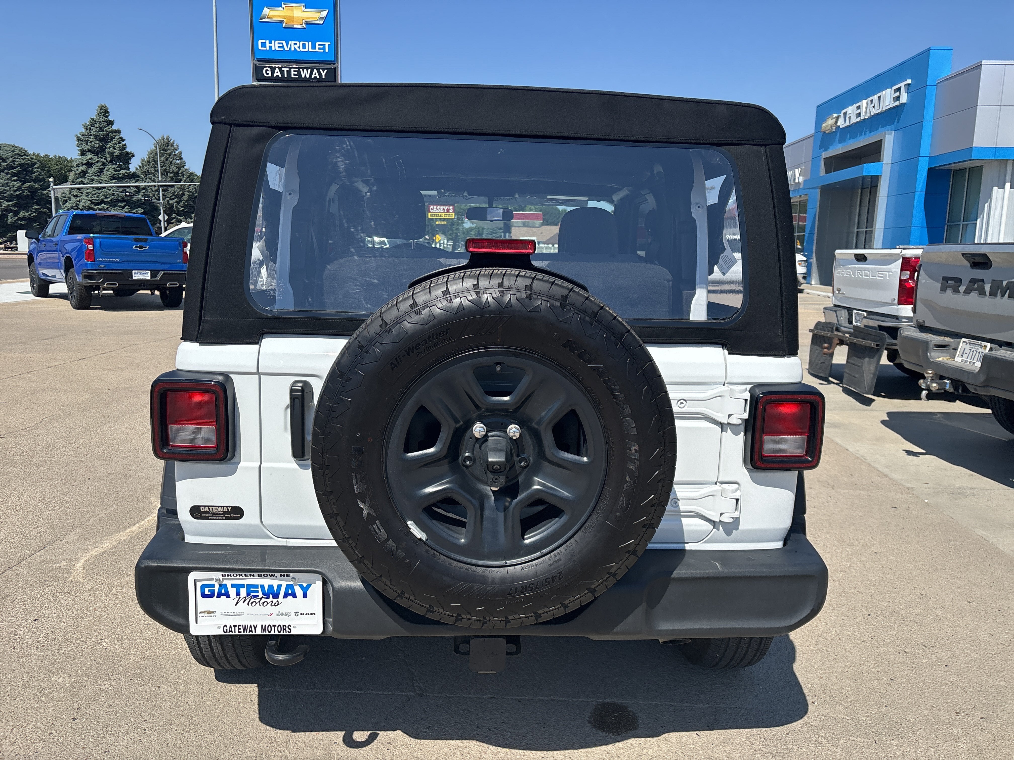 2025 Jeep Wrangler Sport