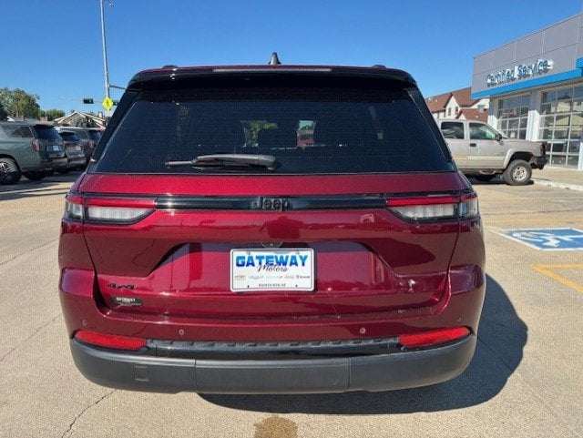 2023 Jeep Grand Cherokee Altitude 4x4