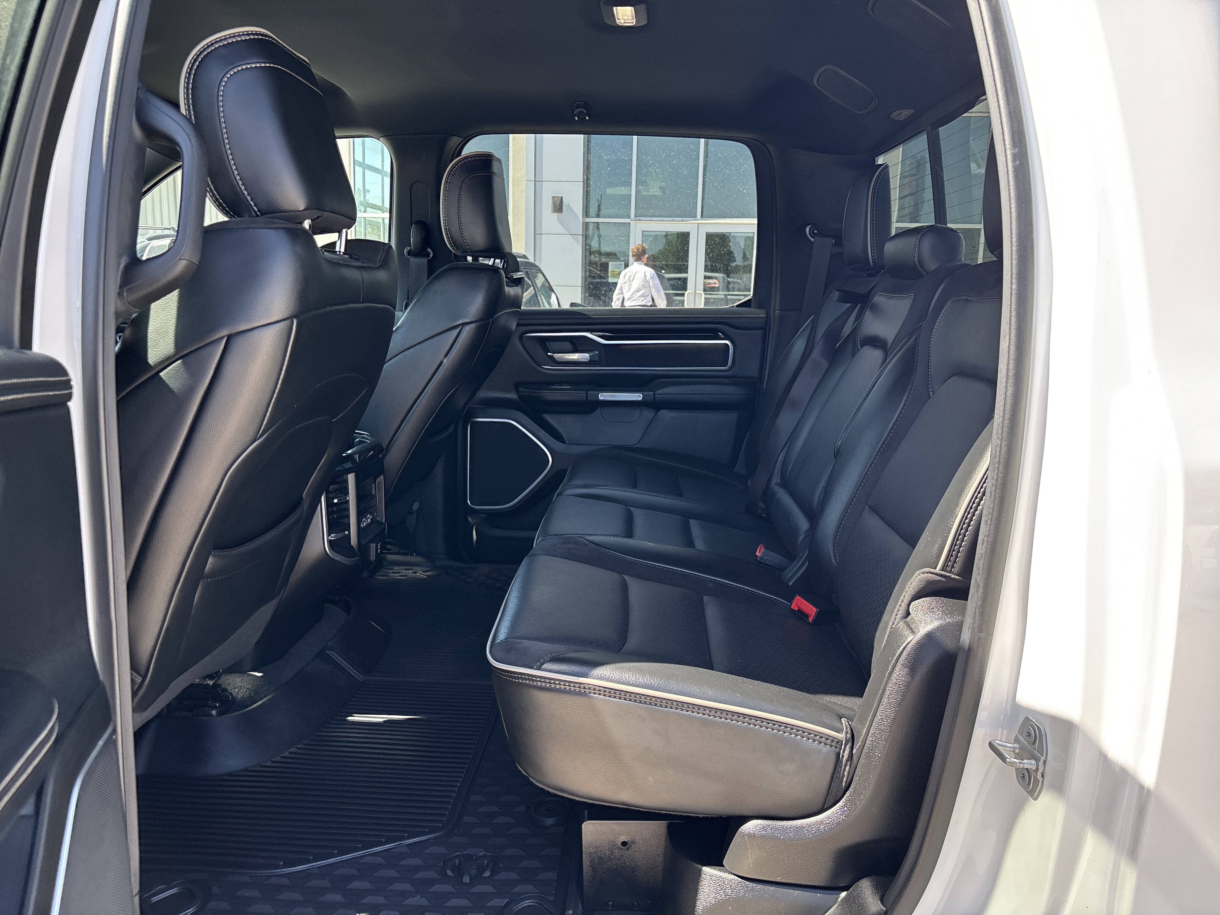 2020 RAM Ram 1500 Pickup Laramie - Photo 11