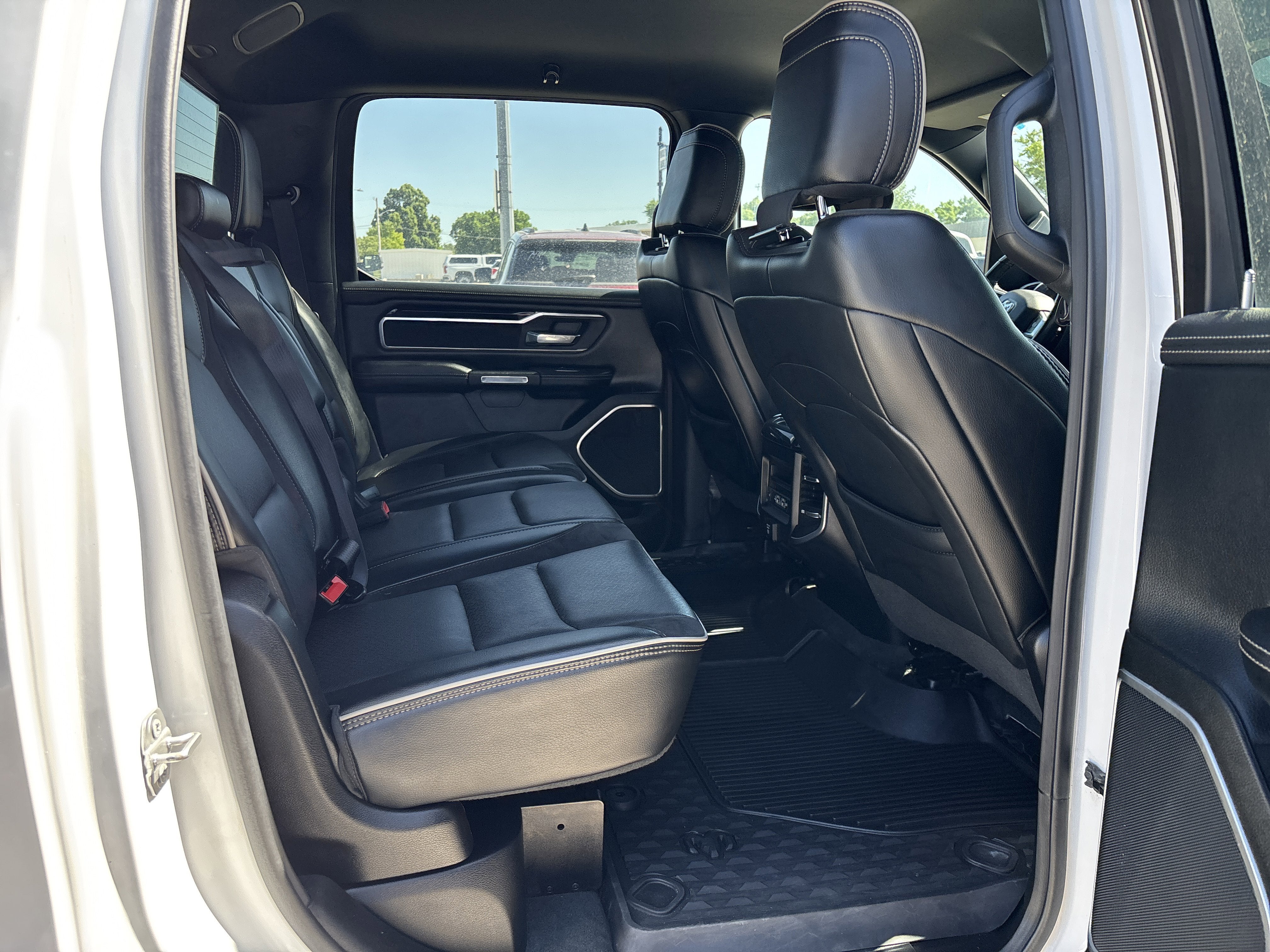 2020 RAM Ram 1500 Pickup Laramie - Photo 6