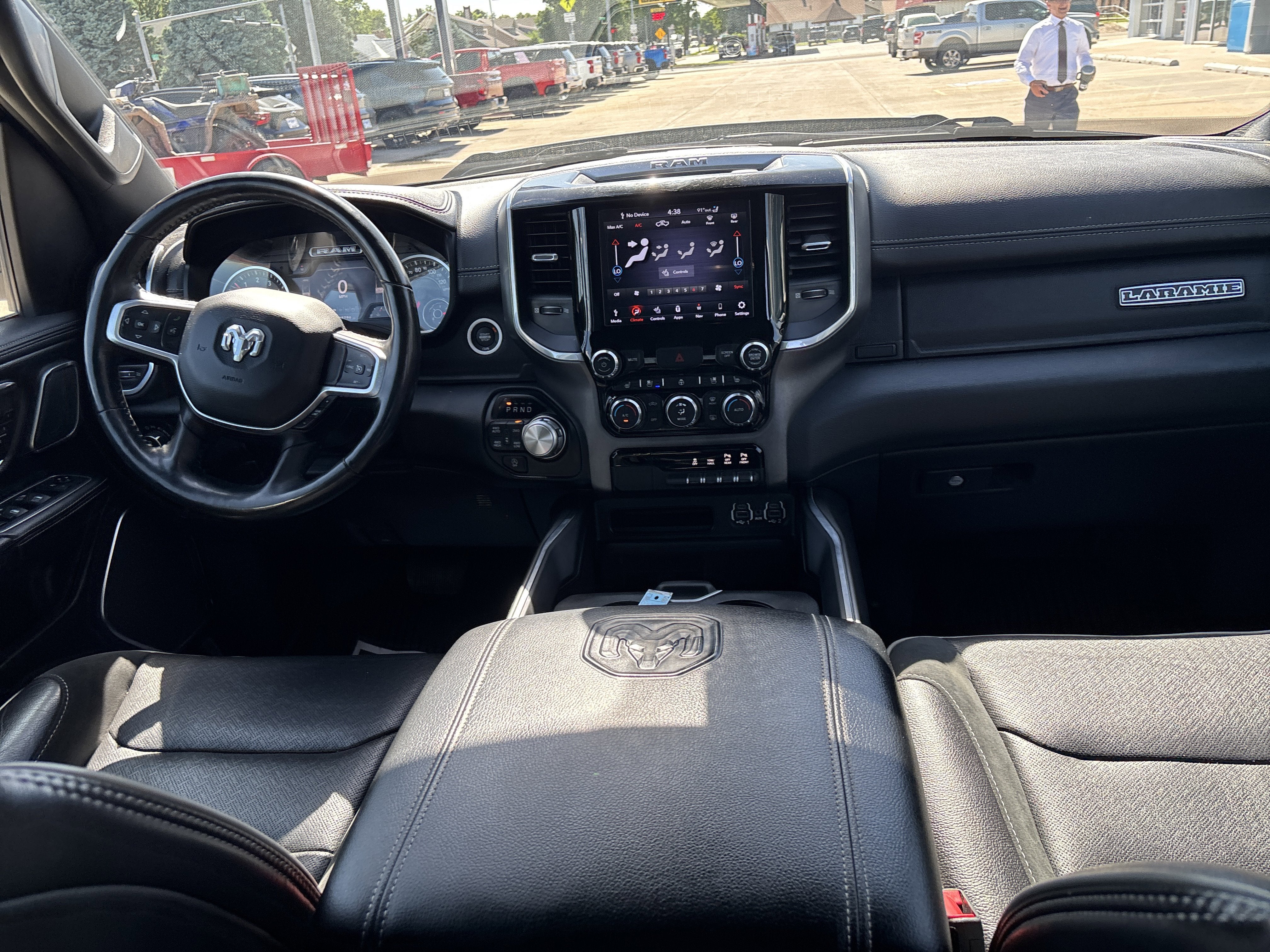 2020 RAM Ram 1500 Pickup Laramie - Photo 8