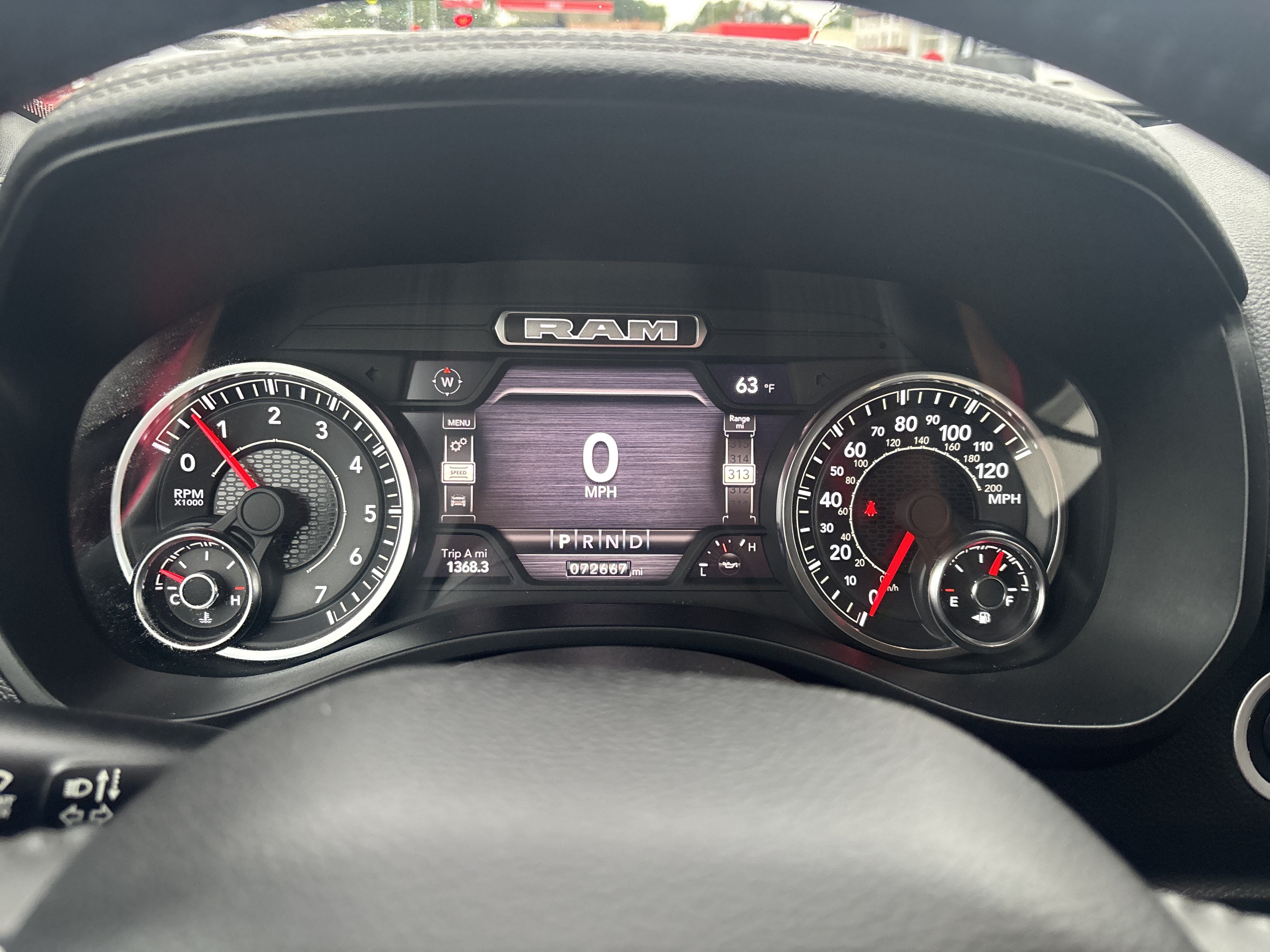 2023 RAM 1500 Laramie Crew Cab 4x4 5'7' Box