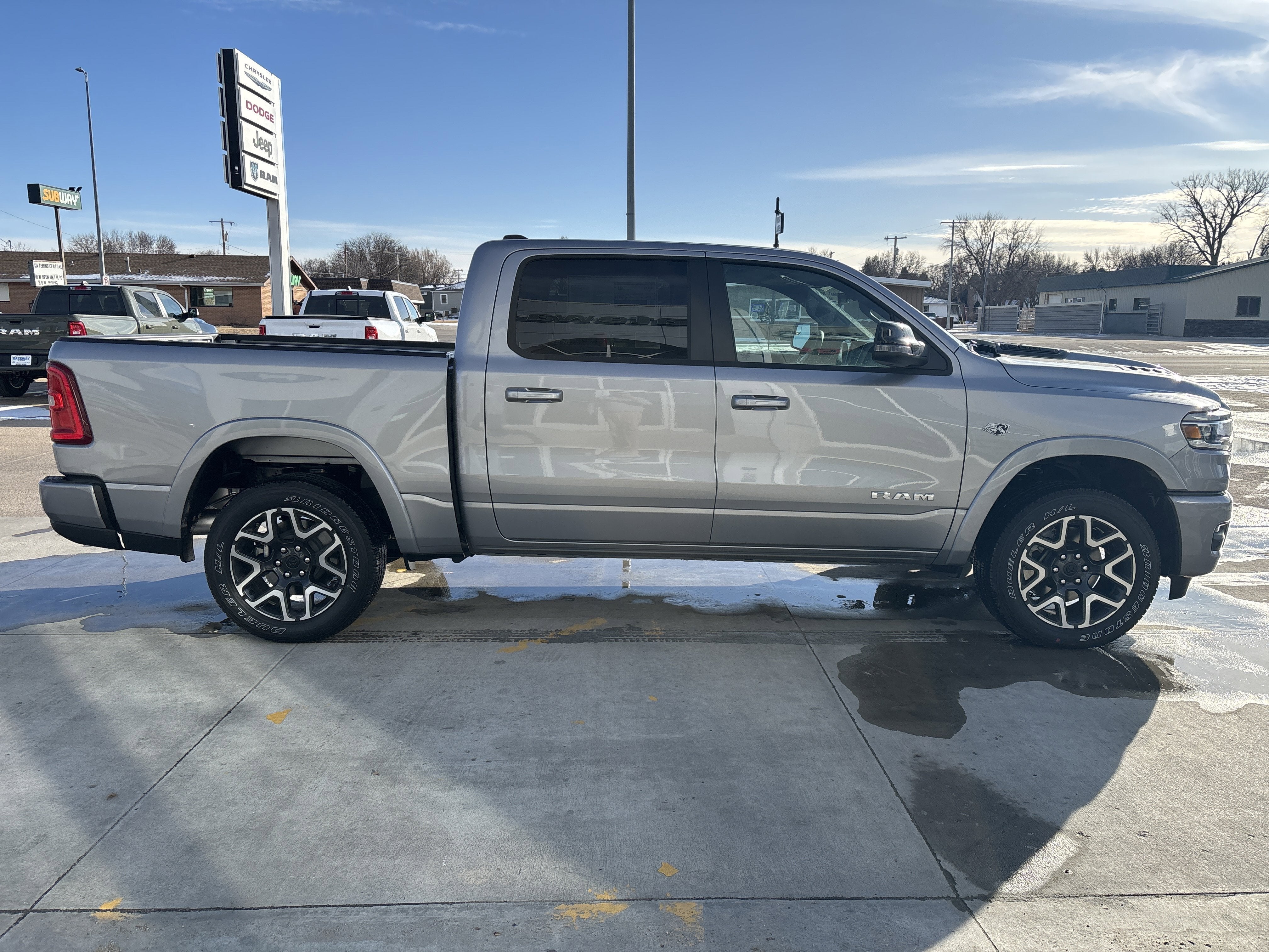 2026 RAM Ram 1500 RAM 1500 LARAMIE CREW CAB 4X4 5'7' BOX