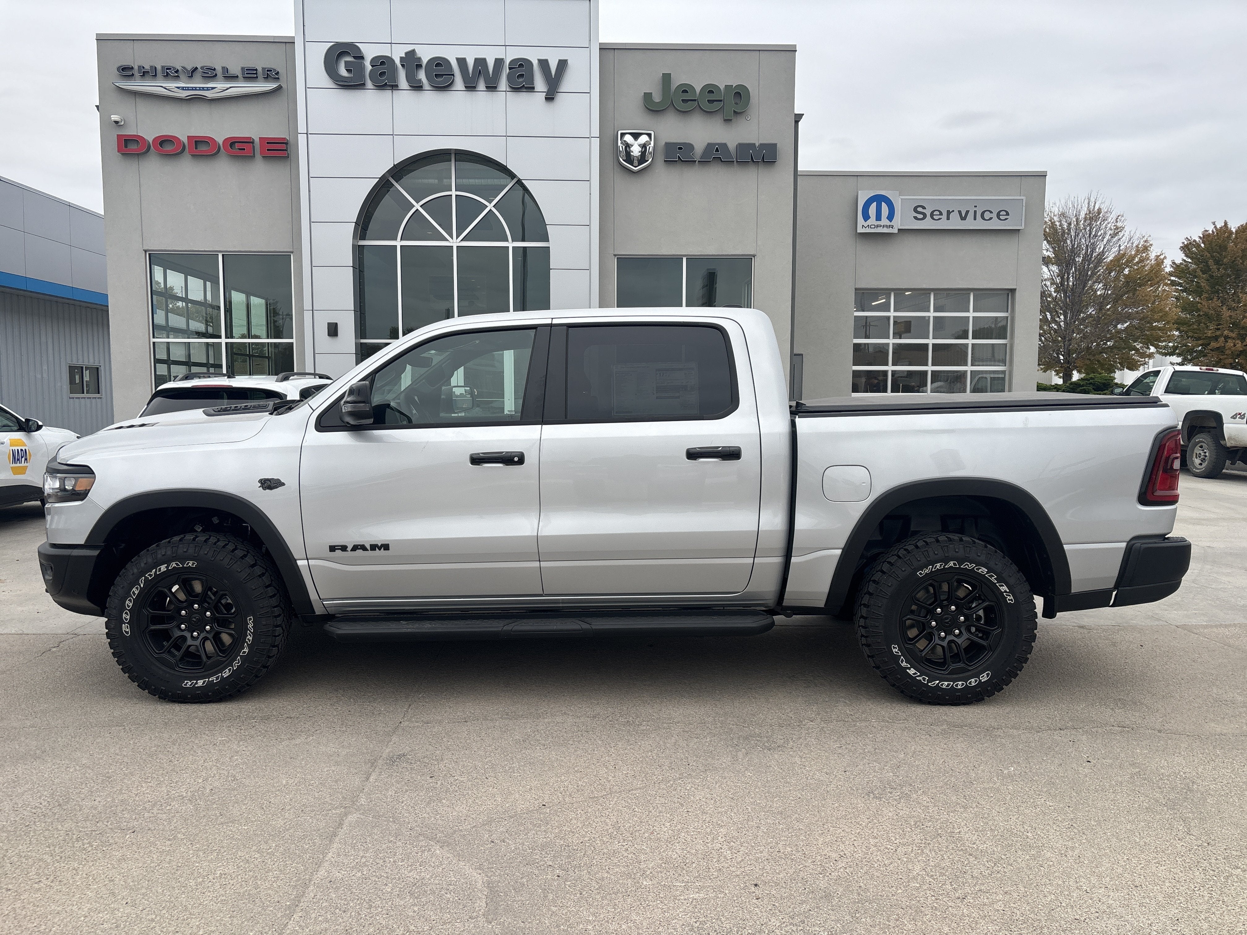 2027 RAM Ram 1500 RAM 1500 REBEL CREW CAB 4X4 5'7' BOX