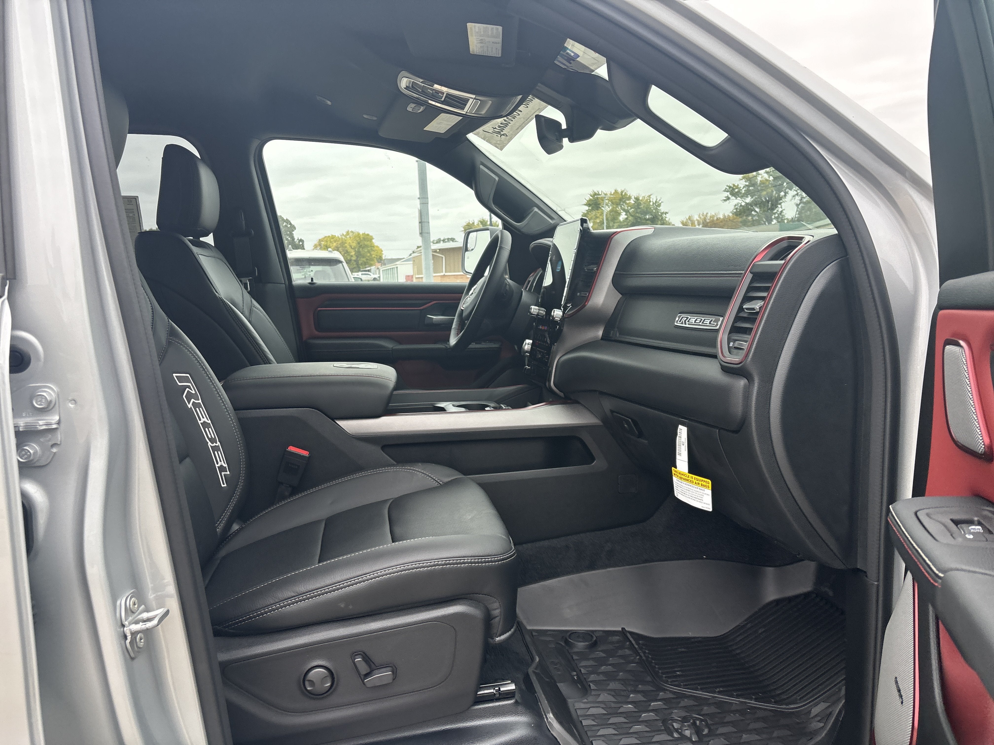 2027 RAM Ram 1500 RAM 1500 REBEL CREW CAB 4X4 5'7' BOX