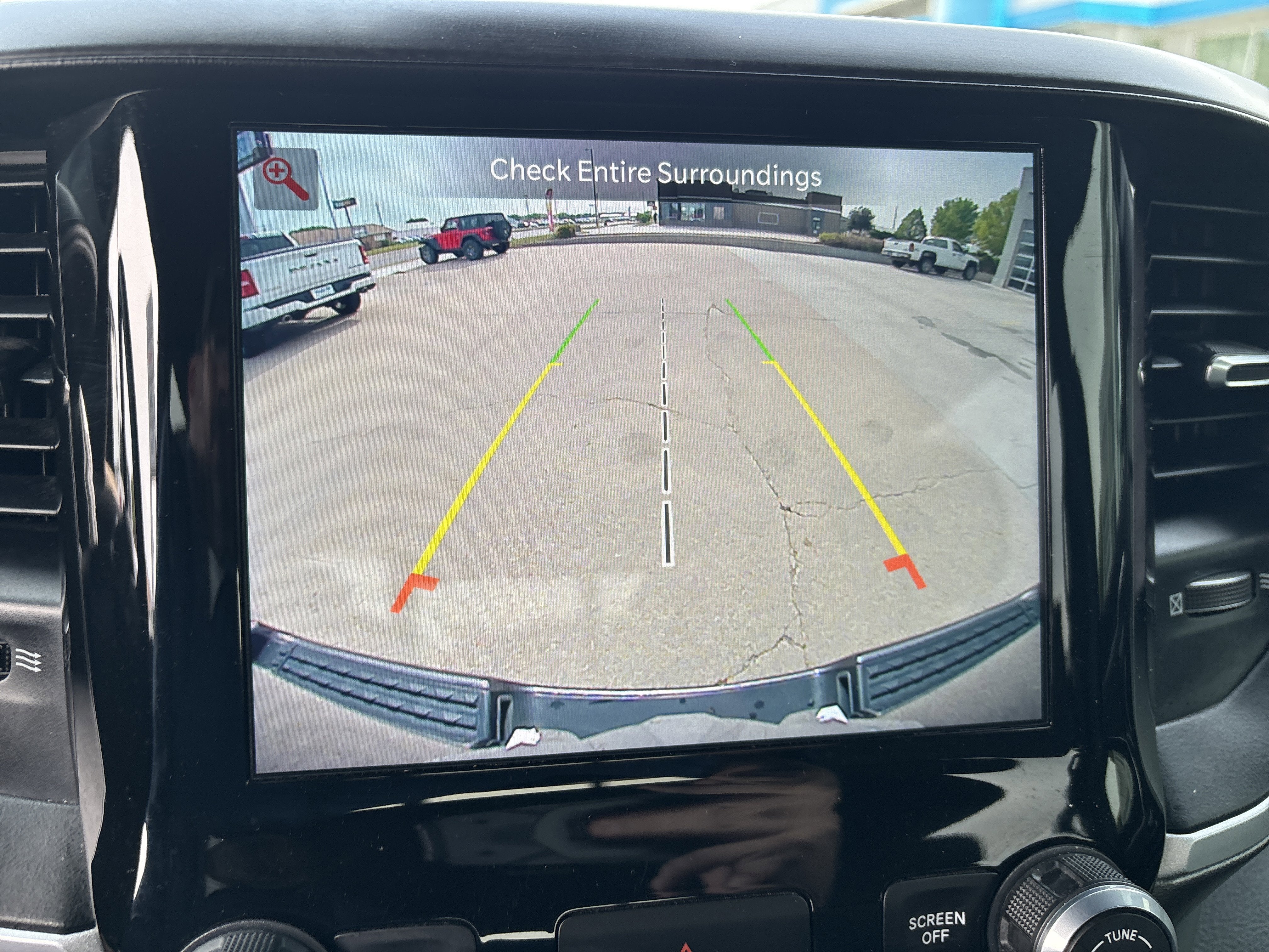 2023 RAM 1500 Big Horn Crew Cab 4x4 6'4' Box