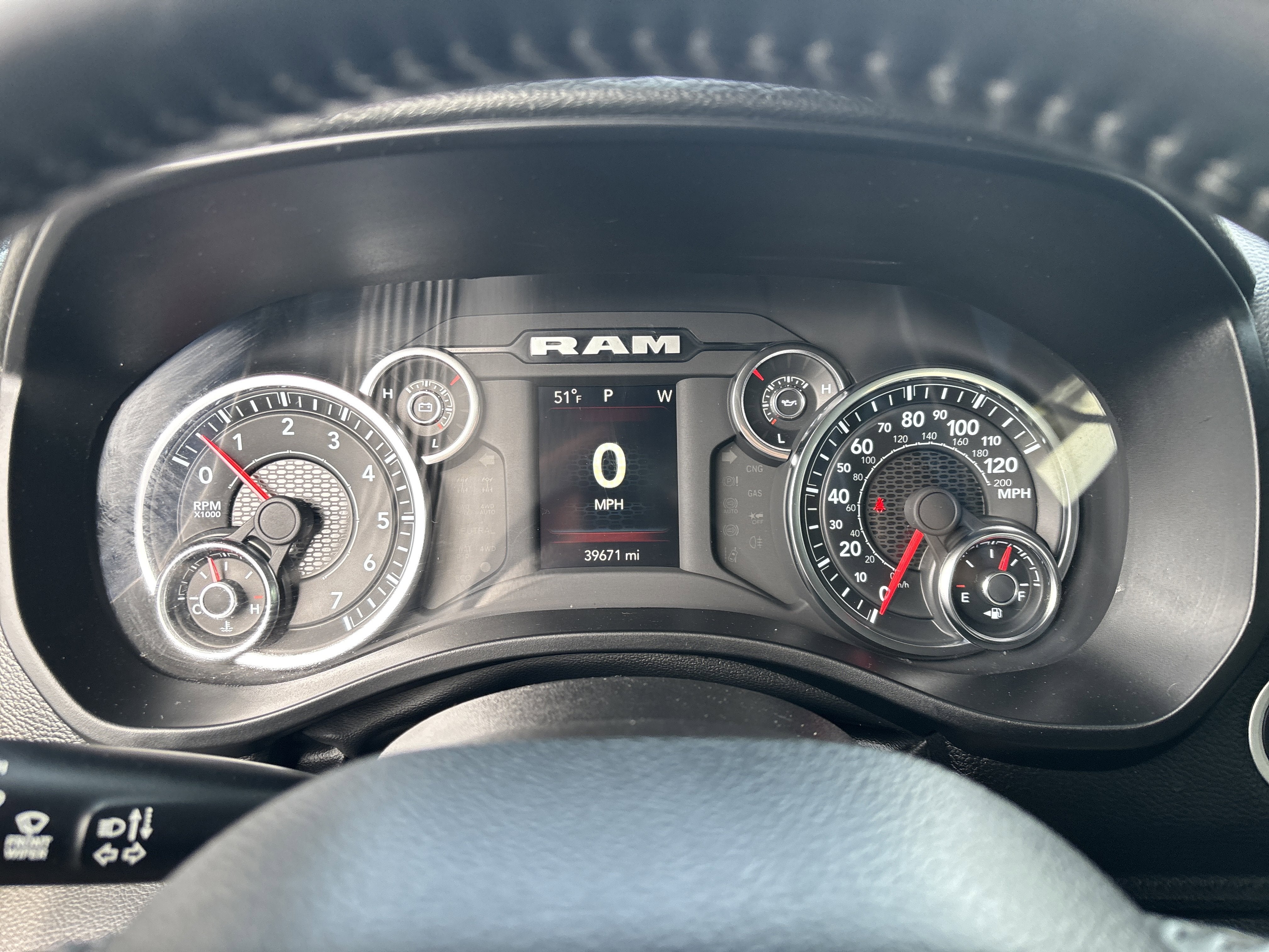 2023 RAM 1500 Big Horn Crew Cab 4x4 6'4' Box