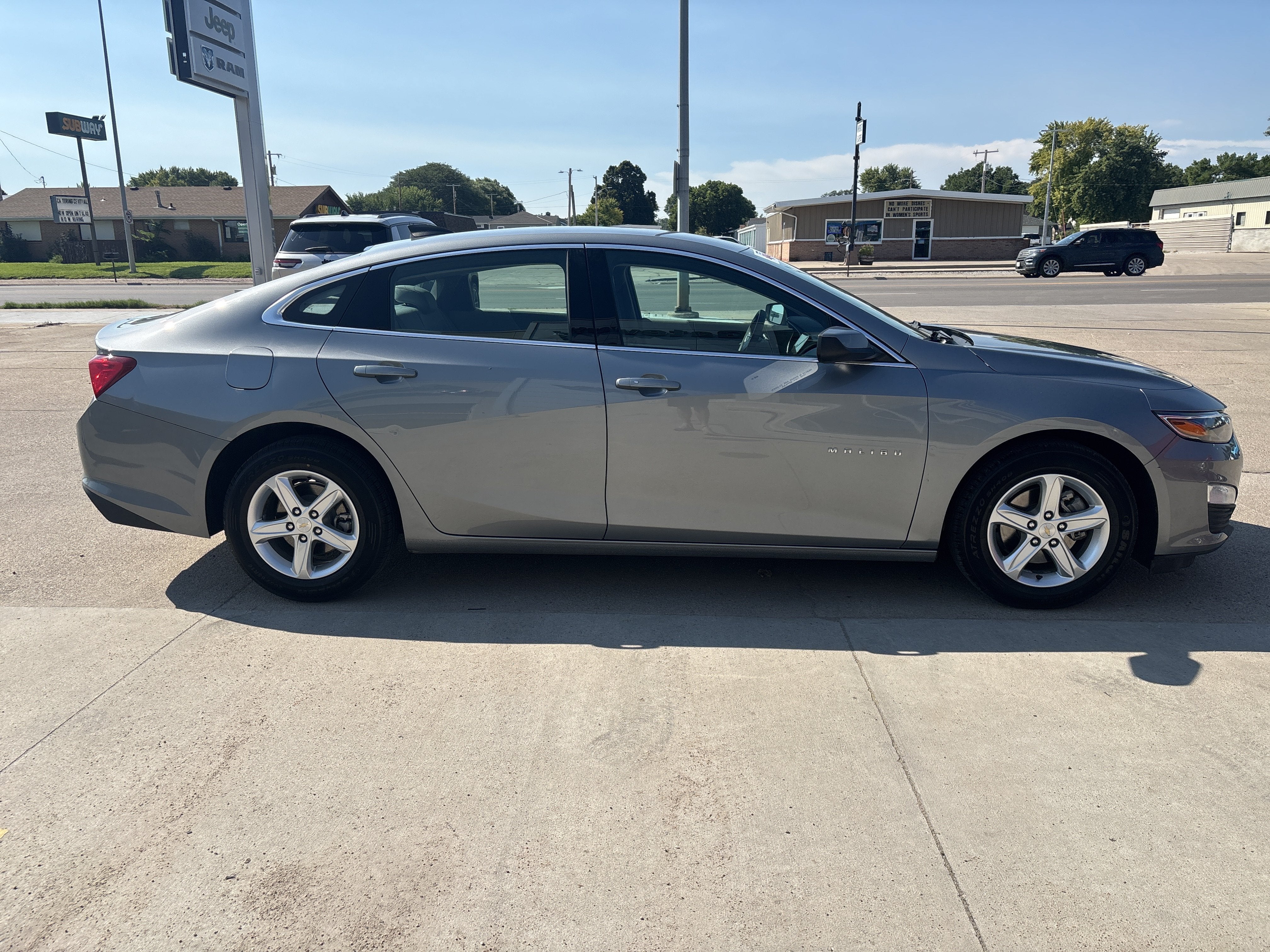 2023 Chevrolet Malibu FWD 1FL