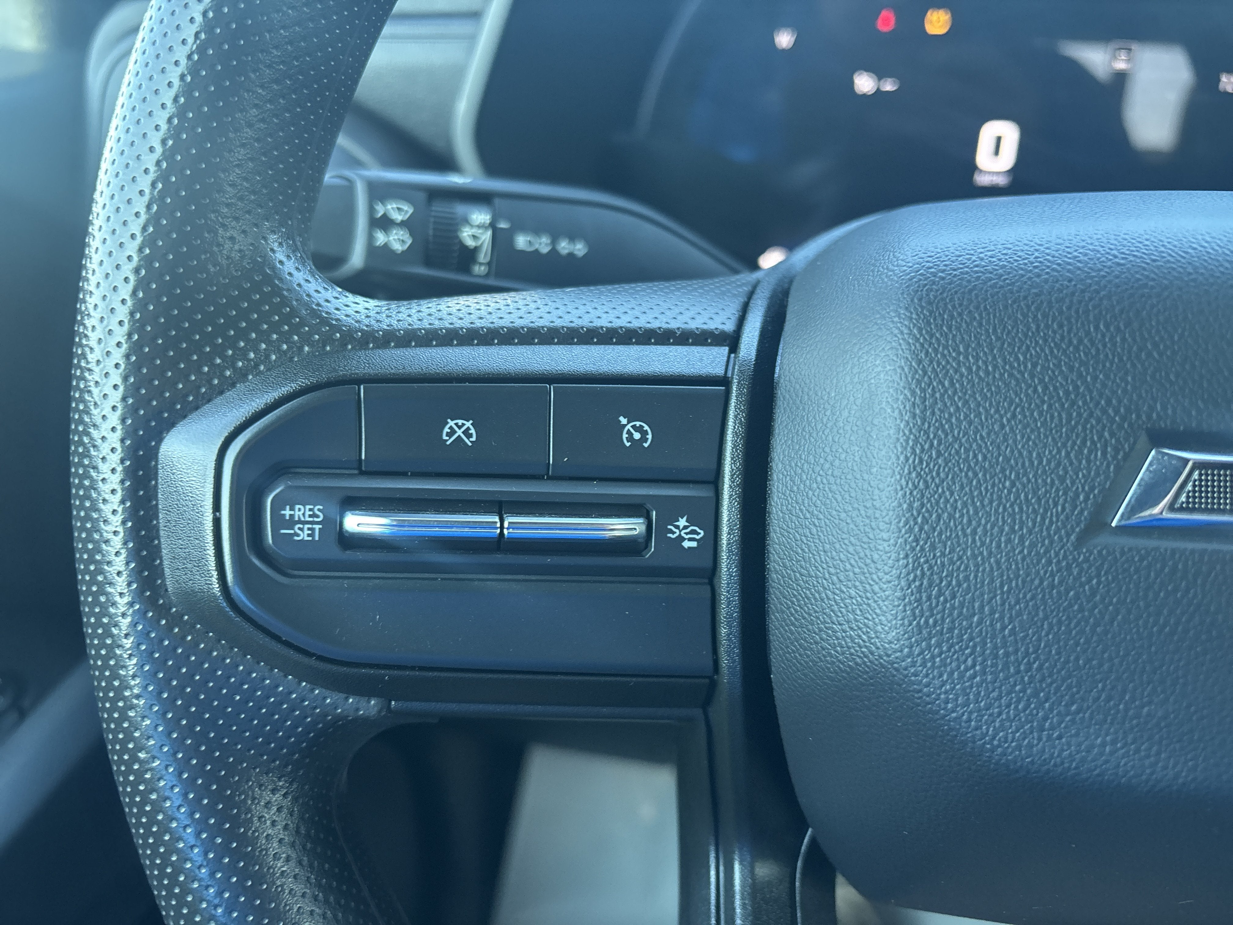 2023 Chevrolet Colorado 4WD Crew Cab Short Box Trail Boss