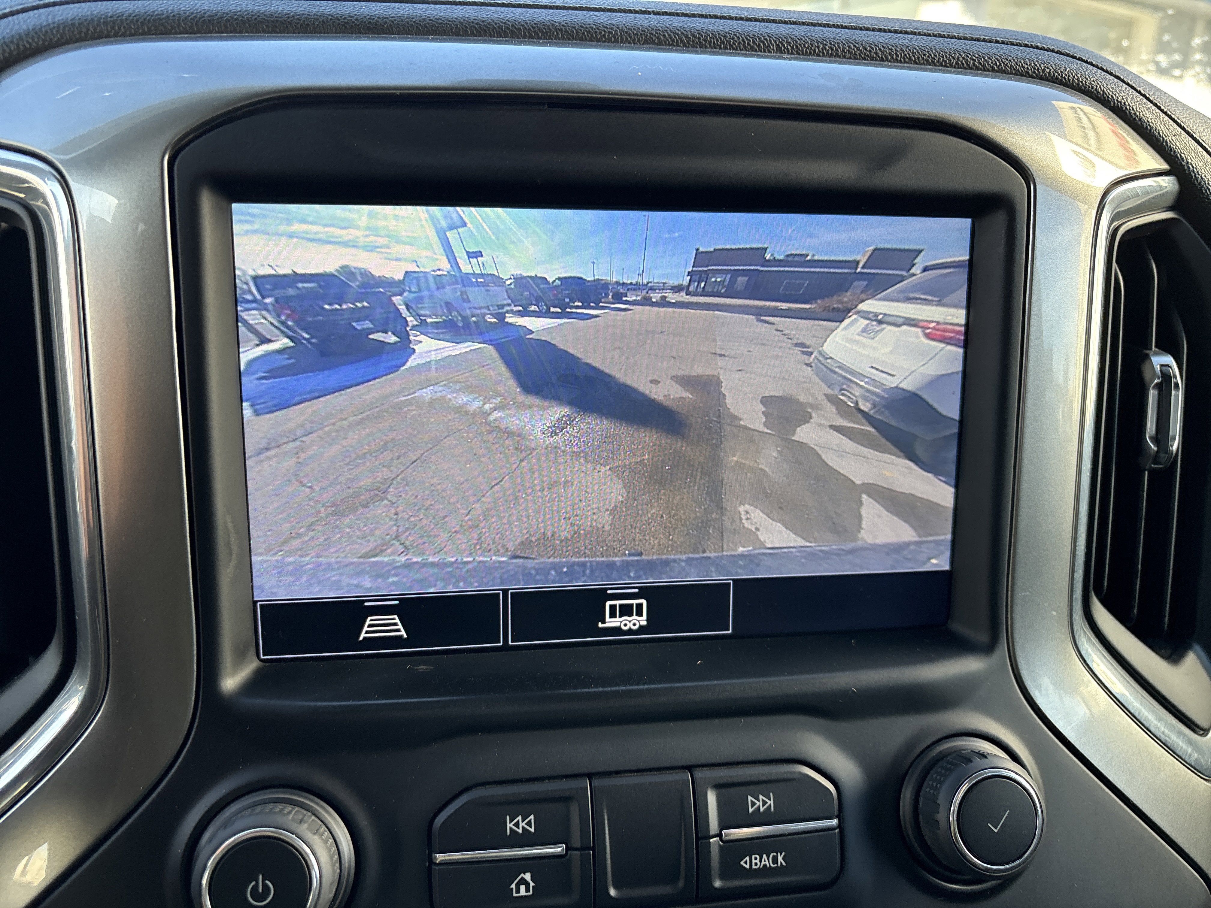 2022 Chevrolet Silverado 1500 LTD 4WD Crew Cab Short Bed LT