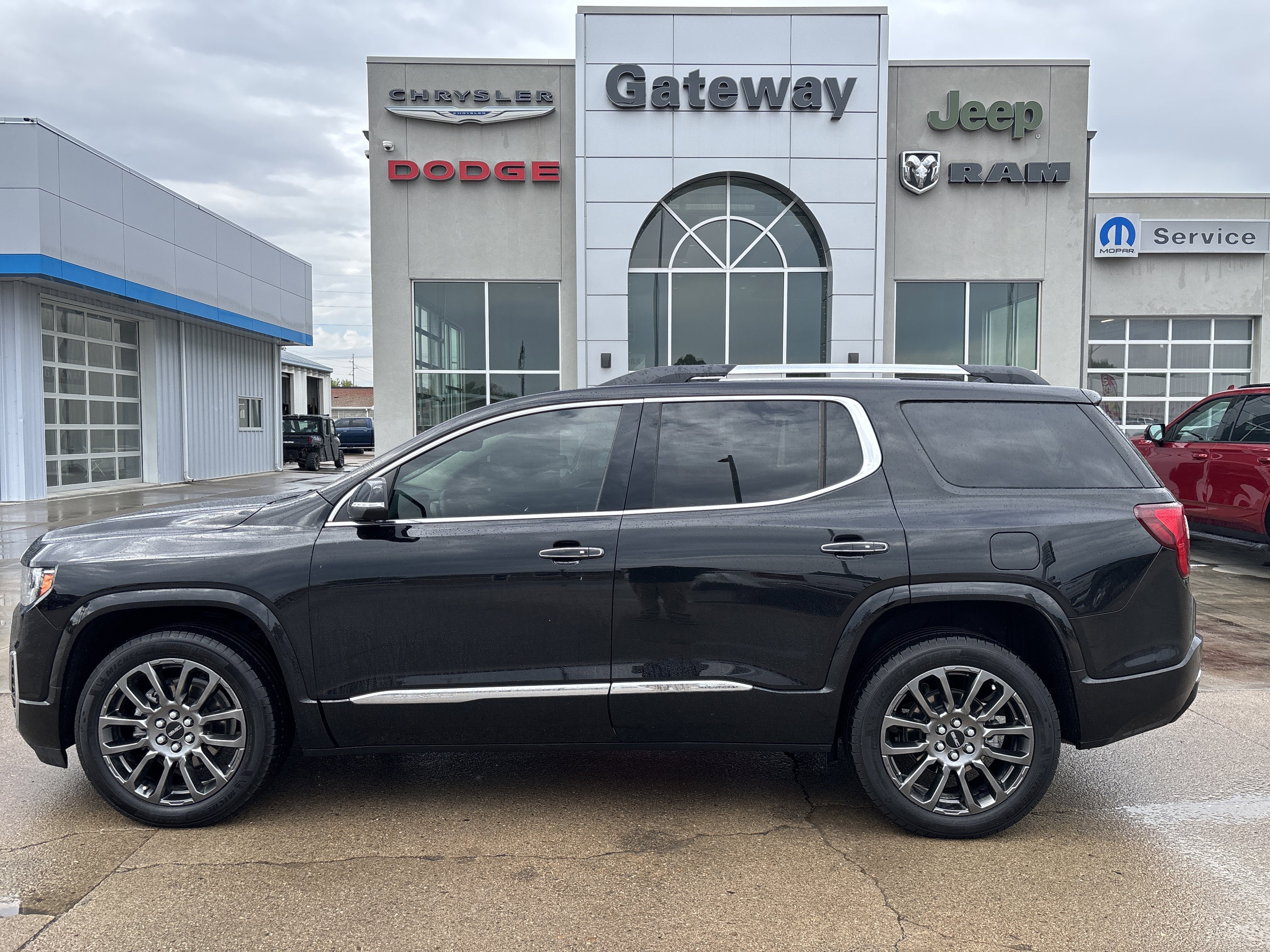 2023 GMC Acadia AWD Denali