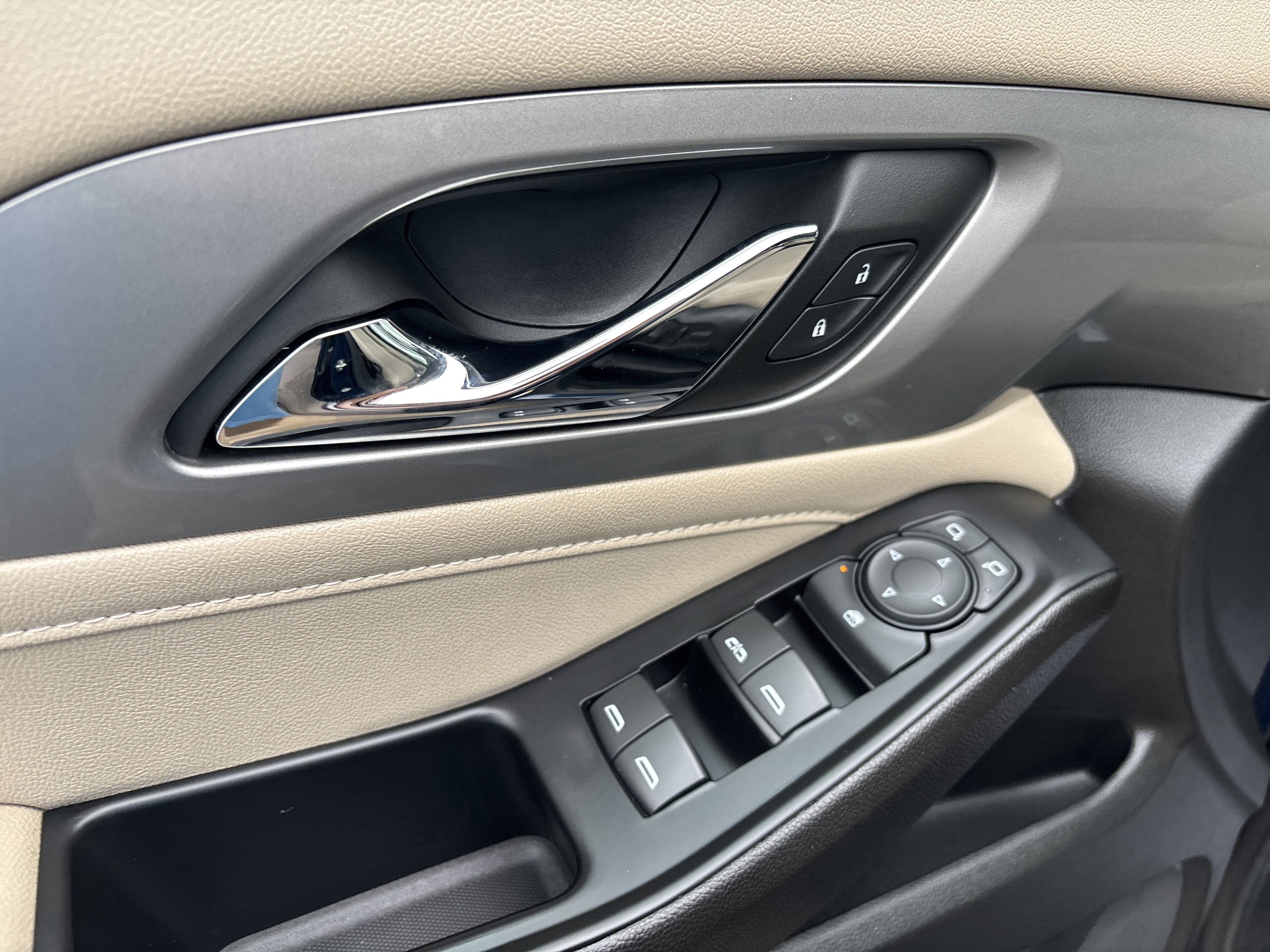 2023 Chevrolet Traverse AWD 2FL Cloth