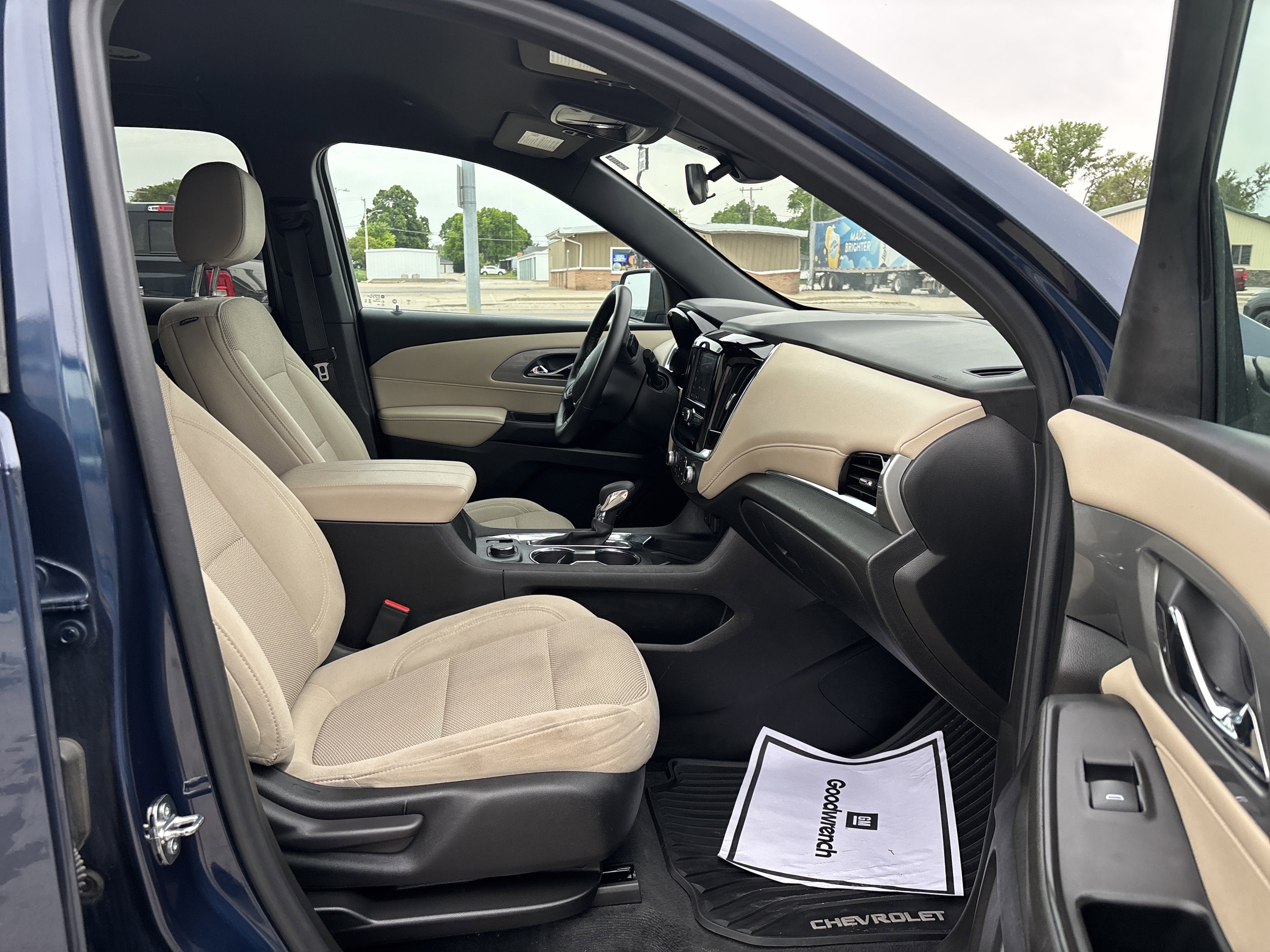 2023 Chevrolet Traverse AWD 2FL Cloth