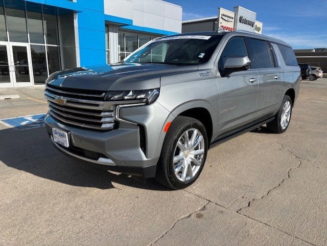 2023 Chevrolet Suburban 4WD High Country