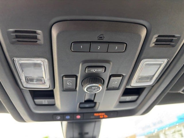 2022 Chevrolet Tahoe 4WD High Country