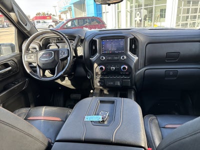 2022 GMC Sierra 2500HD 4WD Crew Cab Standard Bed AT4