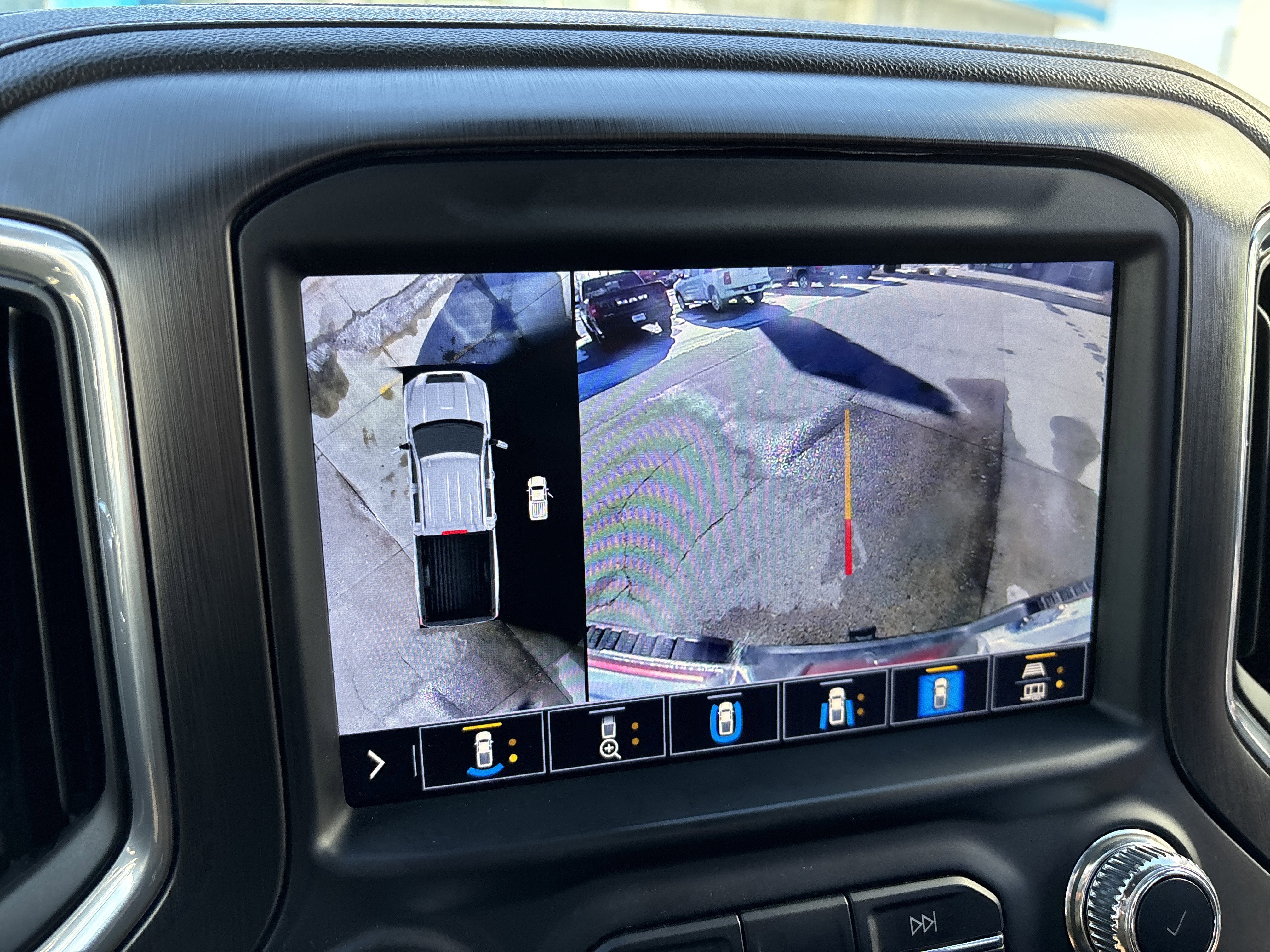 2022 GMC Sierra 2500HD 4WD Crew Cab Standard Bed AT4