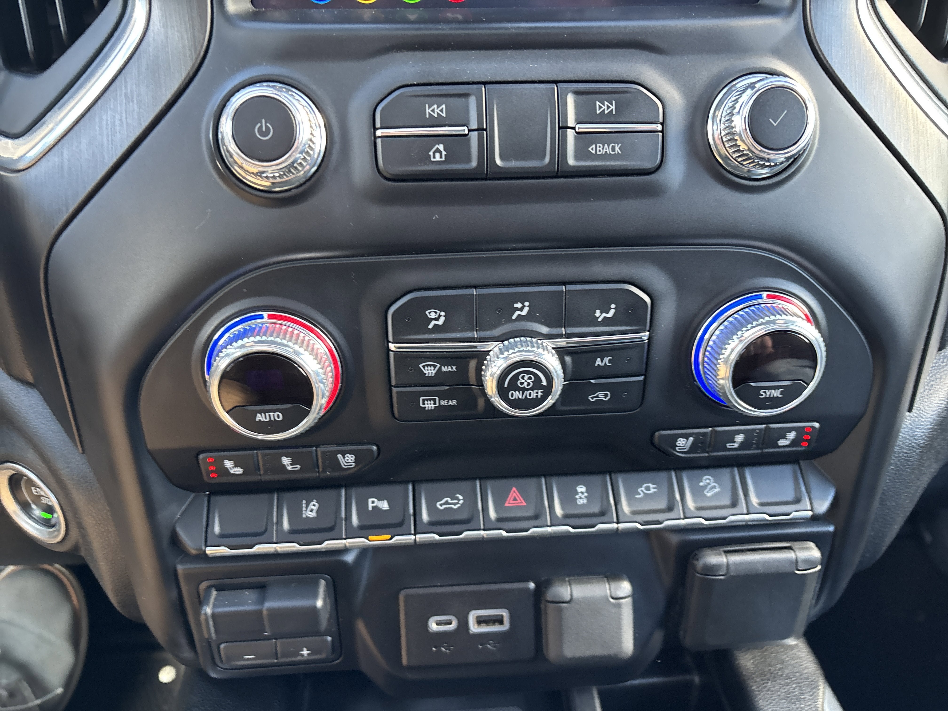 2022 GMC Sierra 2500HD 4WD Crew Cab Standard Bed AT4