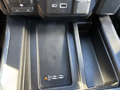 2022 GMC Sierra 2500HD 4WD Crew Cab Standard Bed AT4