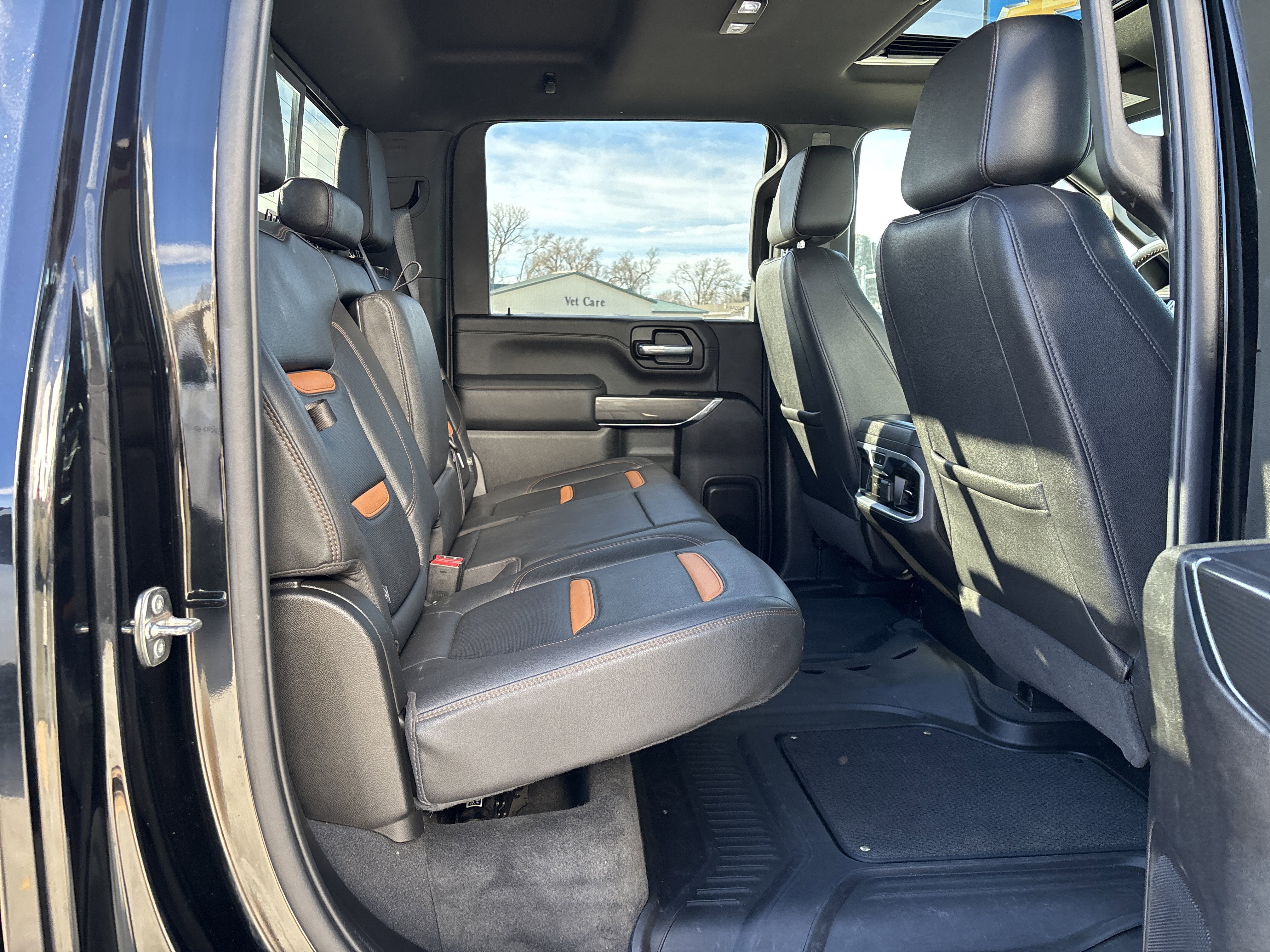 2022 GMC Sierra 2500HD 4WD Crew Cab Standard Bed AT4