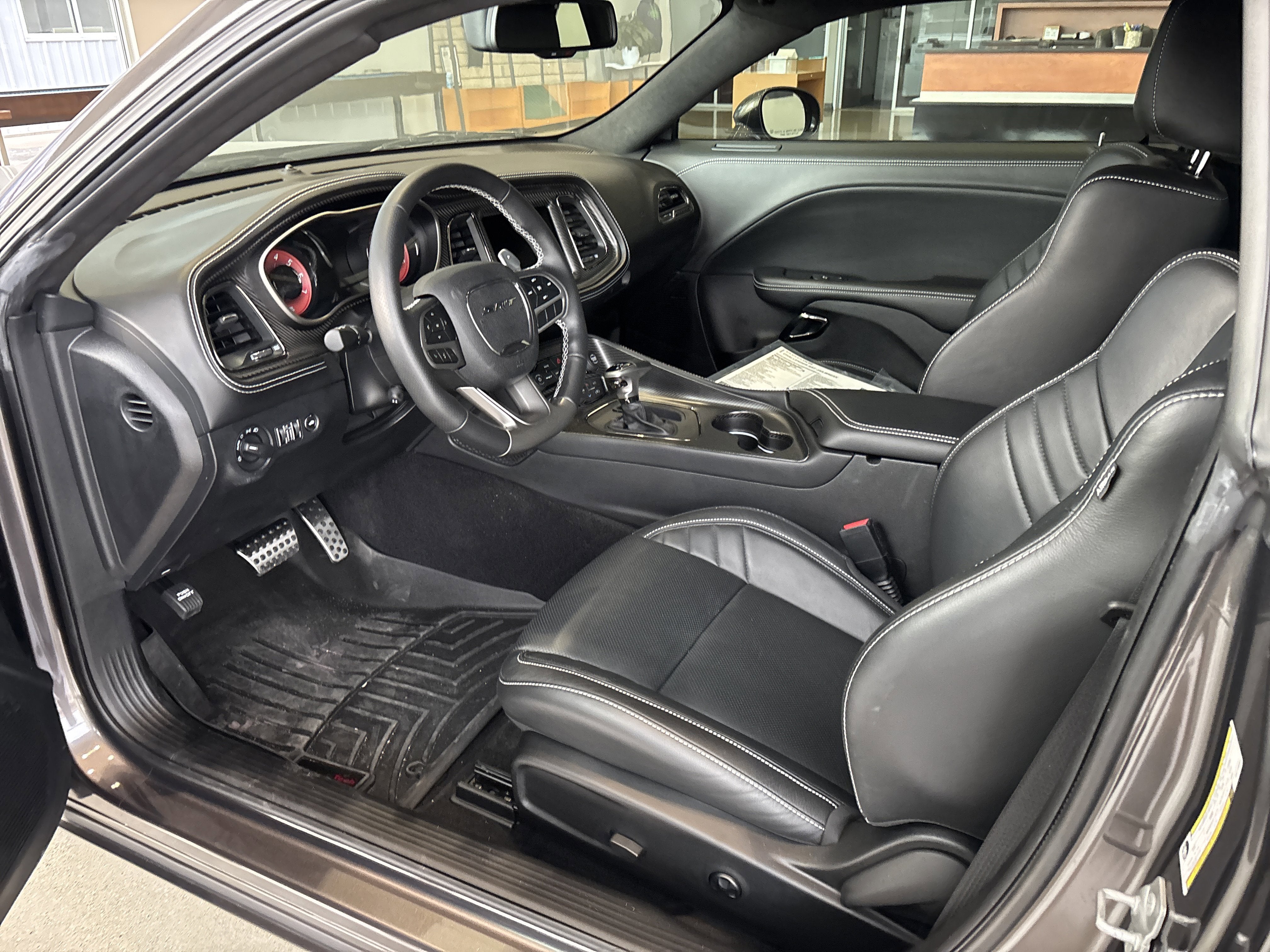 2022 Dodge Challenger SRT