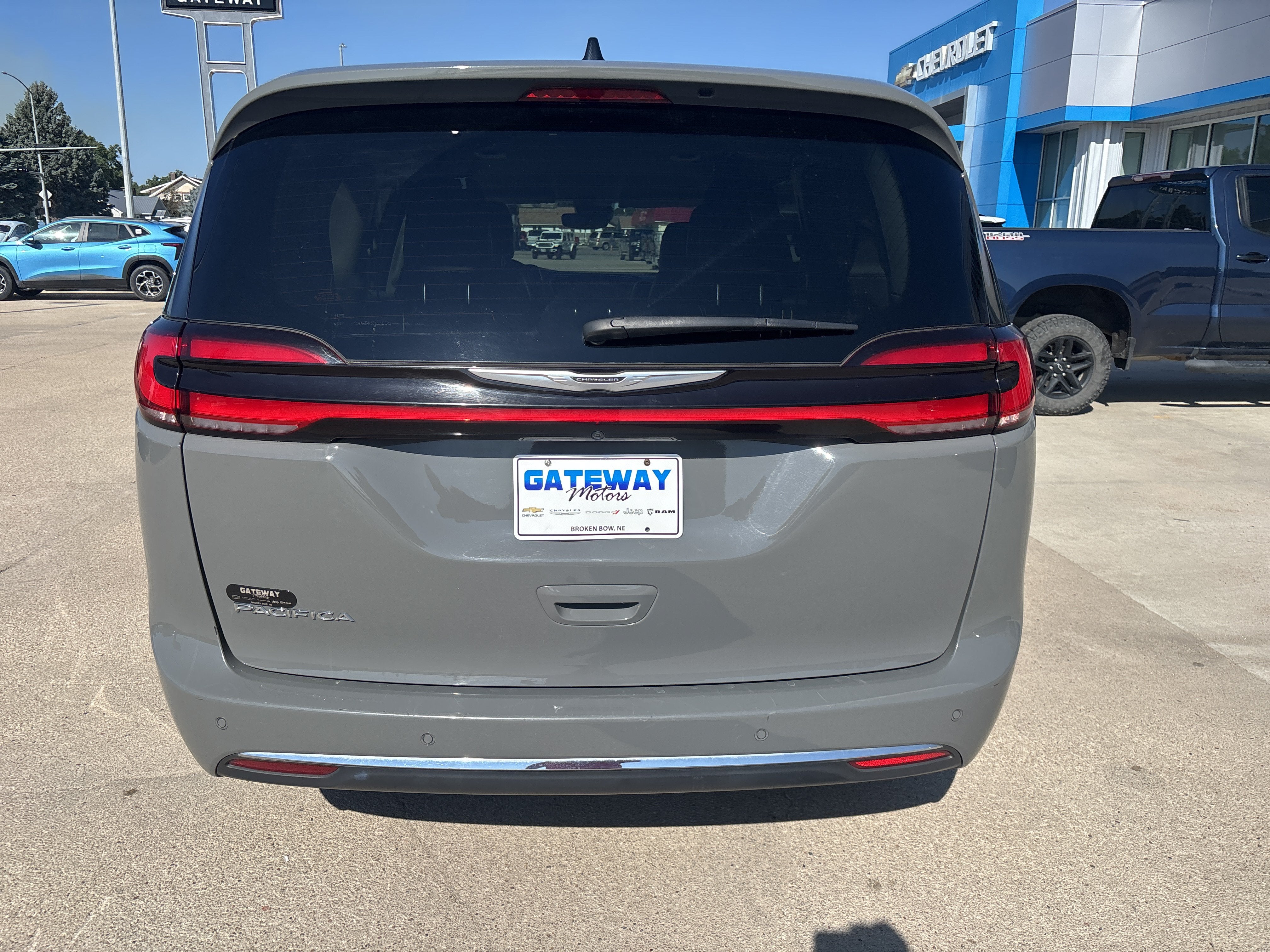 2023 Chrysler Pacifica Touring L