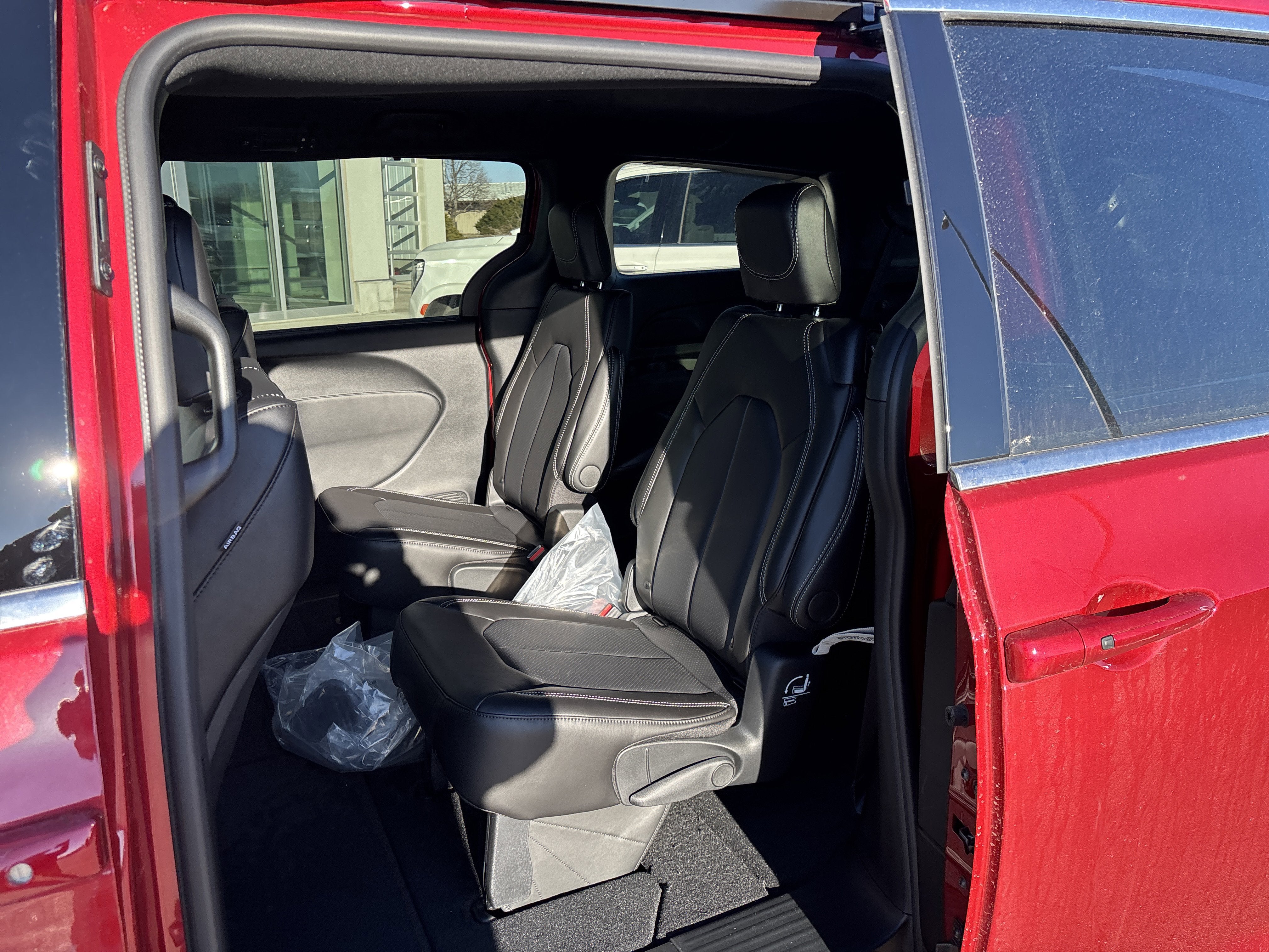 2026 Chrysler Voyager VOYAGER LX