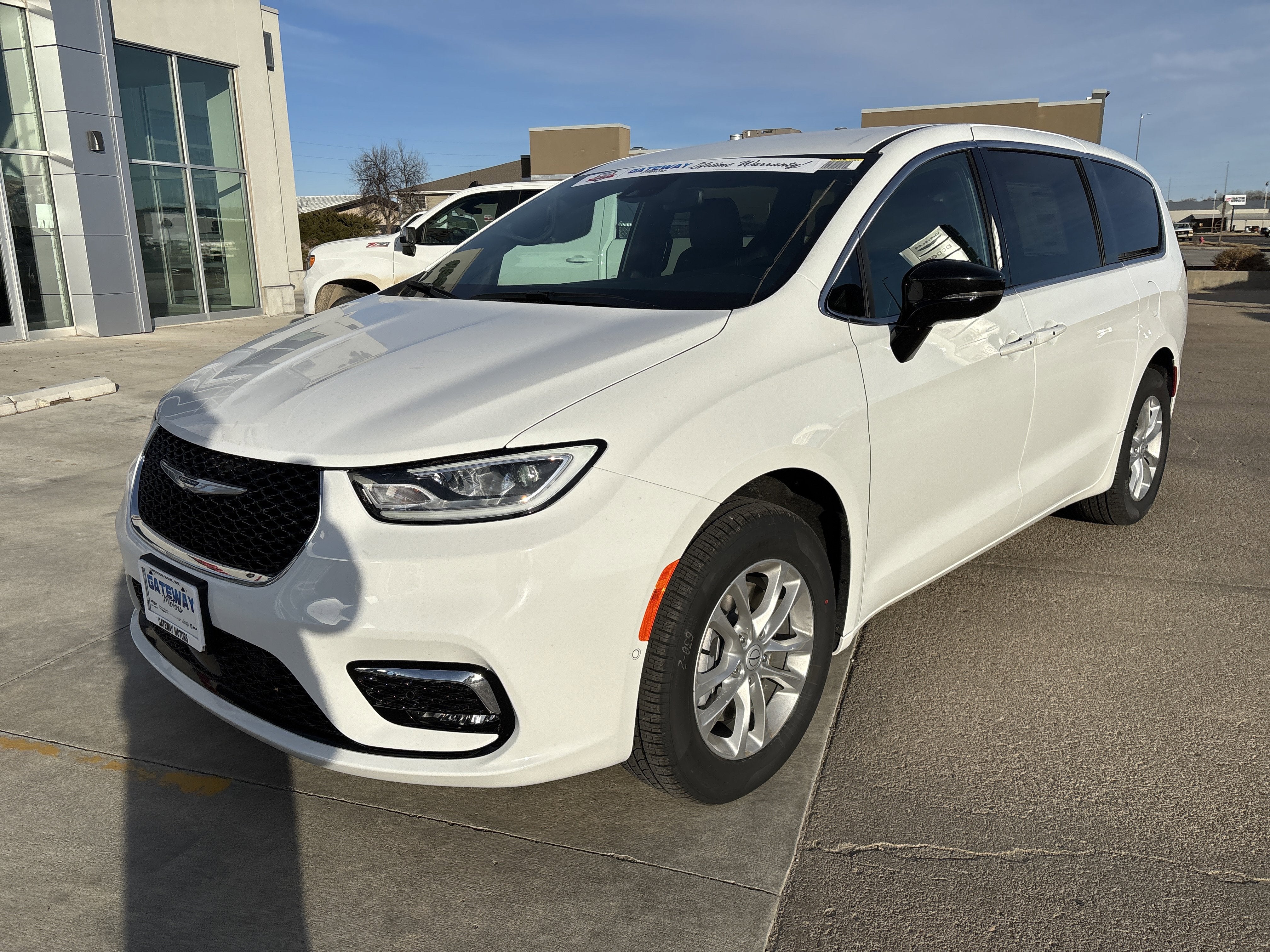 2026 Chrysler Pacifica PACIFICA SELECT AWD