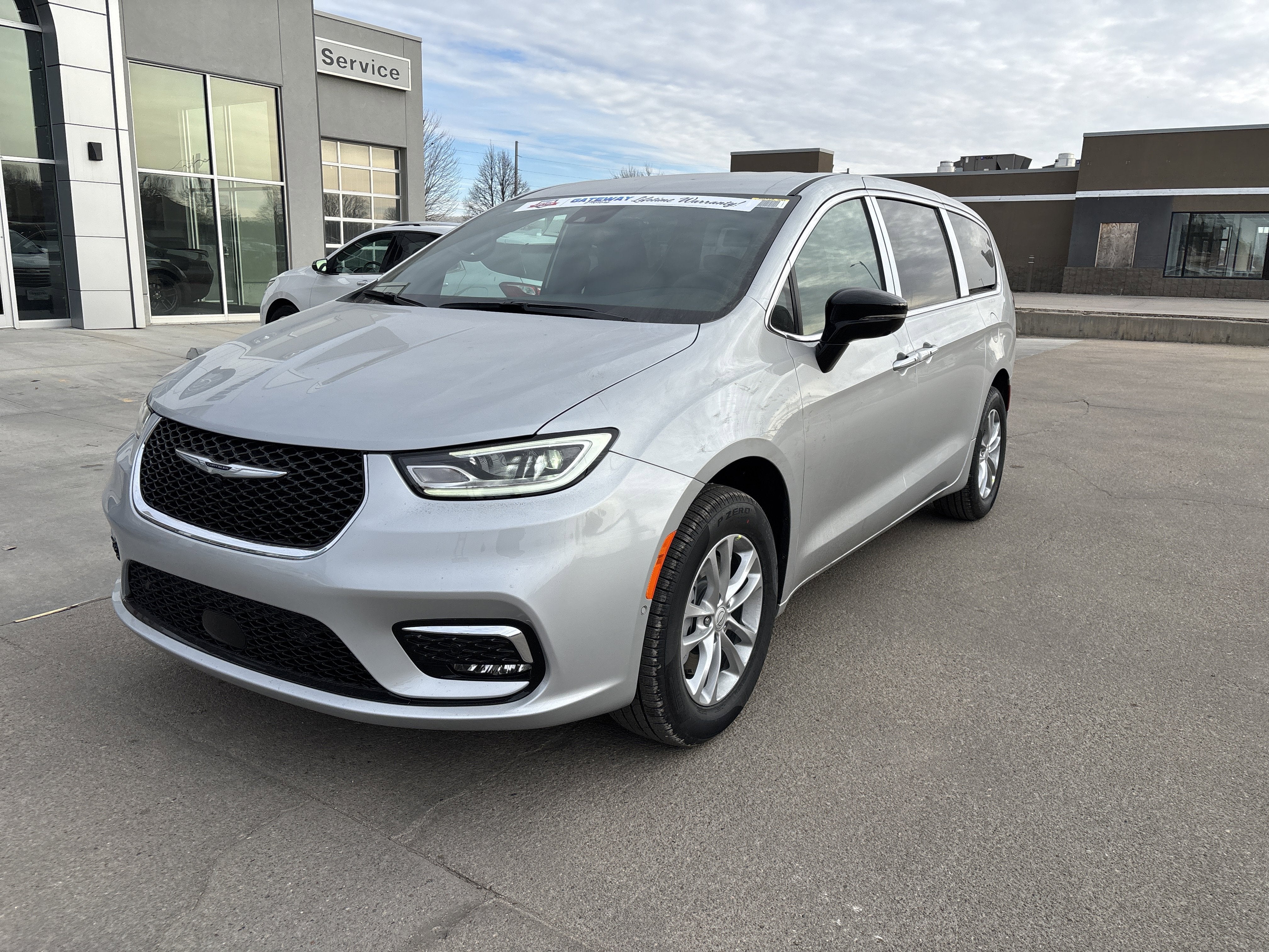 2026 Chrysler Pacifica PACIFICA SELECT AWD