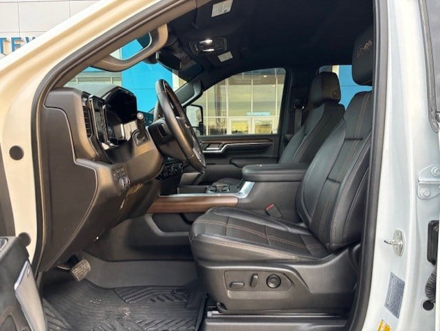 2024 Chevrolet Silverado 2500HD 4WD Crew Cab Standard Bed High Country