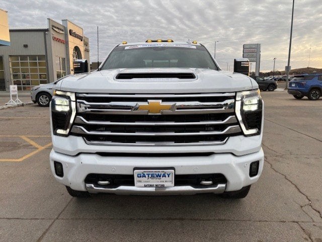 2024 Chevrolet Silverado 2500HD 4WD Crew Cab Standard Bed High Country