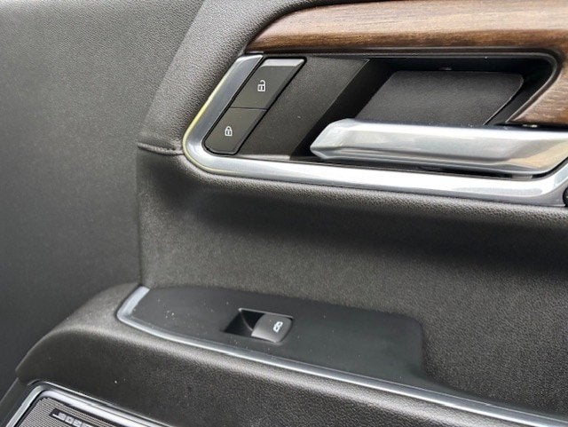 2024 Chevrolet Silverado 2500HD 4WD Crew Cab Standard Bed High Country