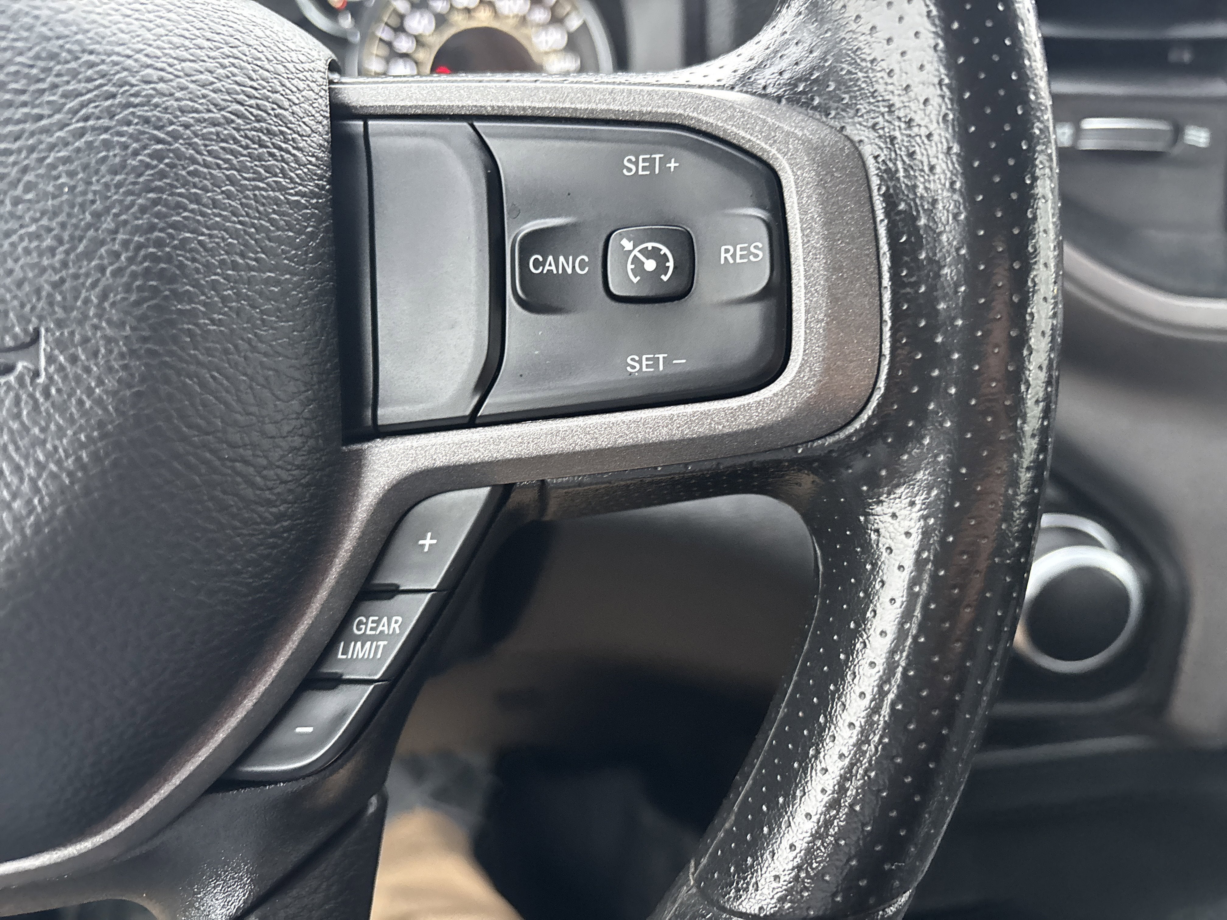 2024 RAM 3500 Tradesman Regular Cab 4x4 8' Box