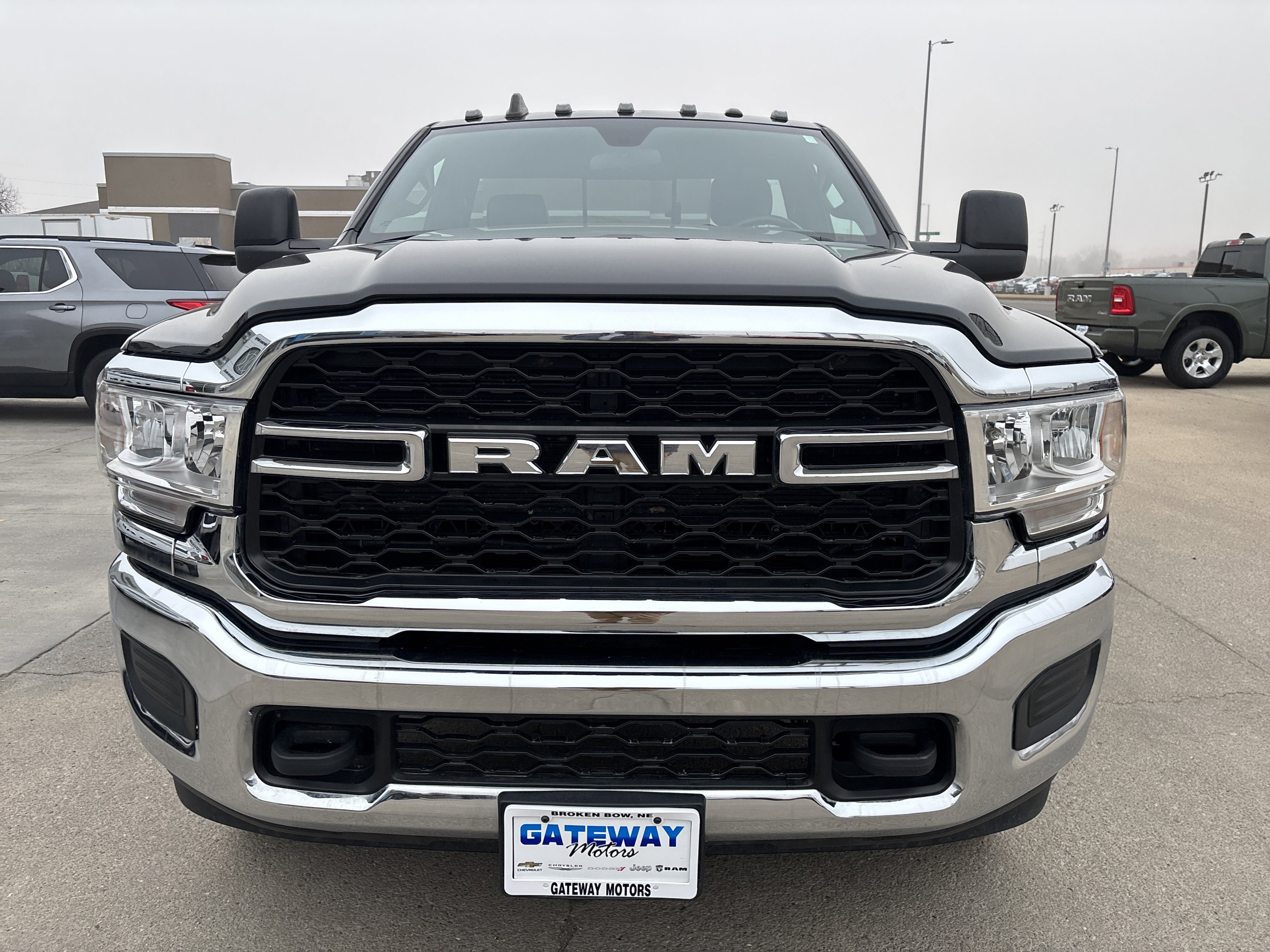 2024 RAM 3500 Tradesman Regular Cab 4x4 8' Box