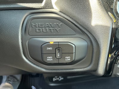 2026 RAM Ram 3500 RAM 3500 TRADESMAN CREW CAB 4X4 6'4' BOX