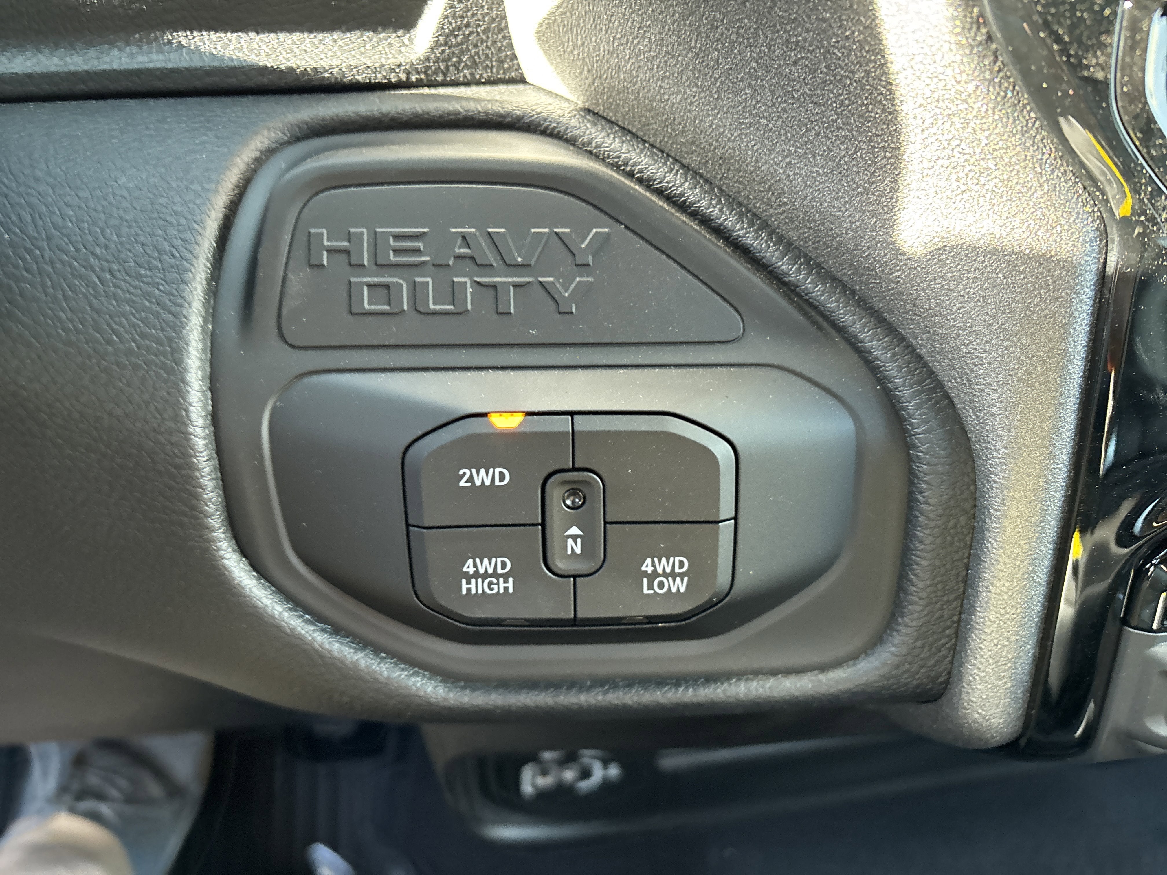 2026 RAM Ram 3500 RAM 3500 TRADESMAN CREW CAB 4X4 6'4' BOX